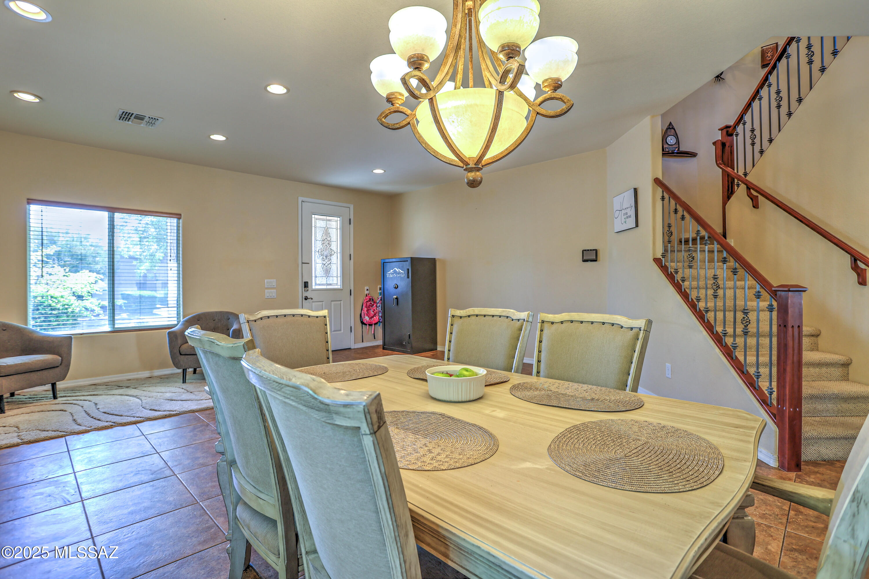 Black Horse (1-411) - Residential