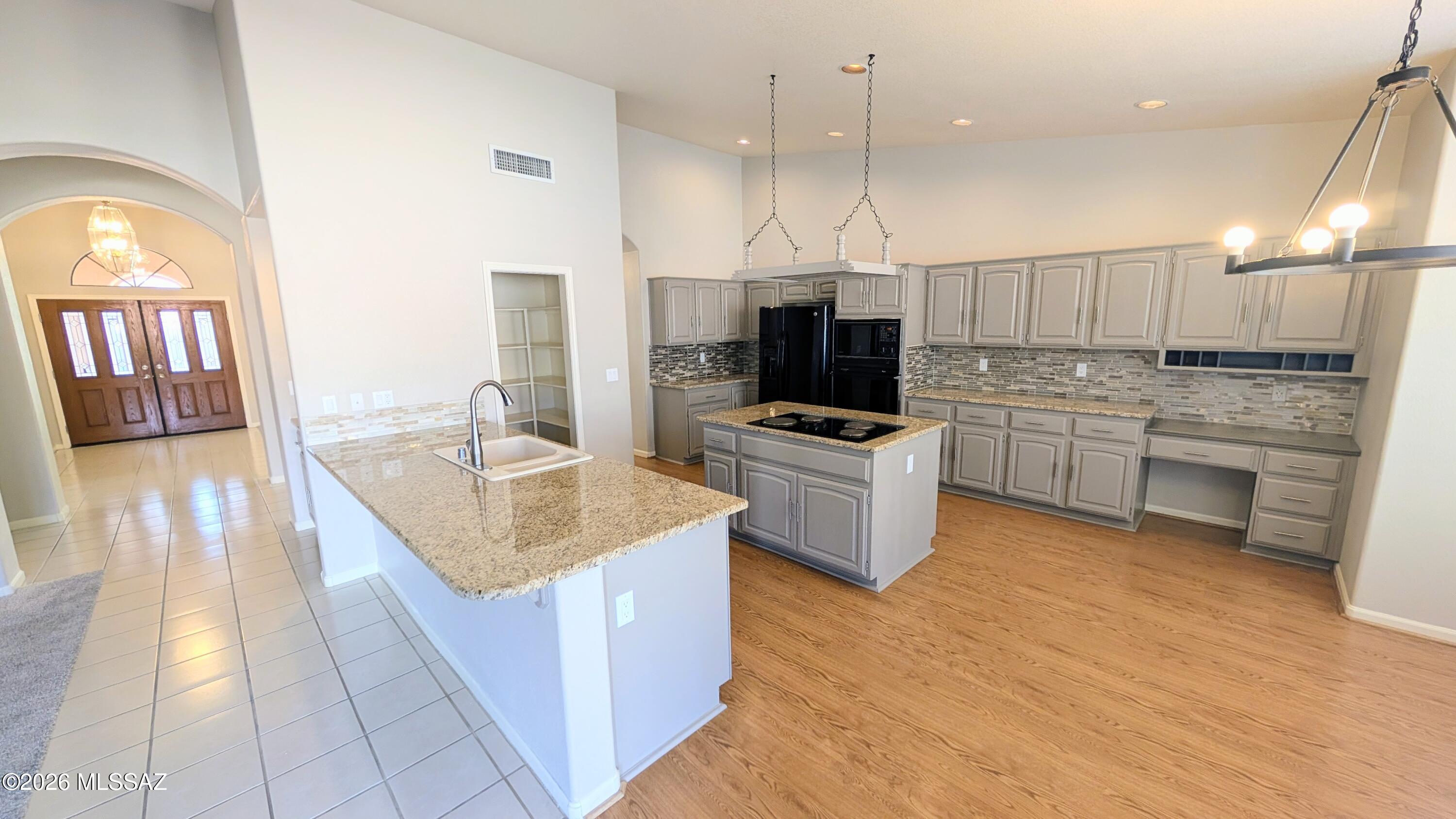 Saddlebrooke - Residential Lease