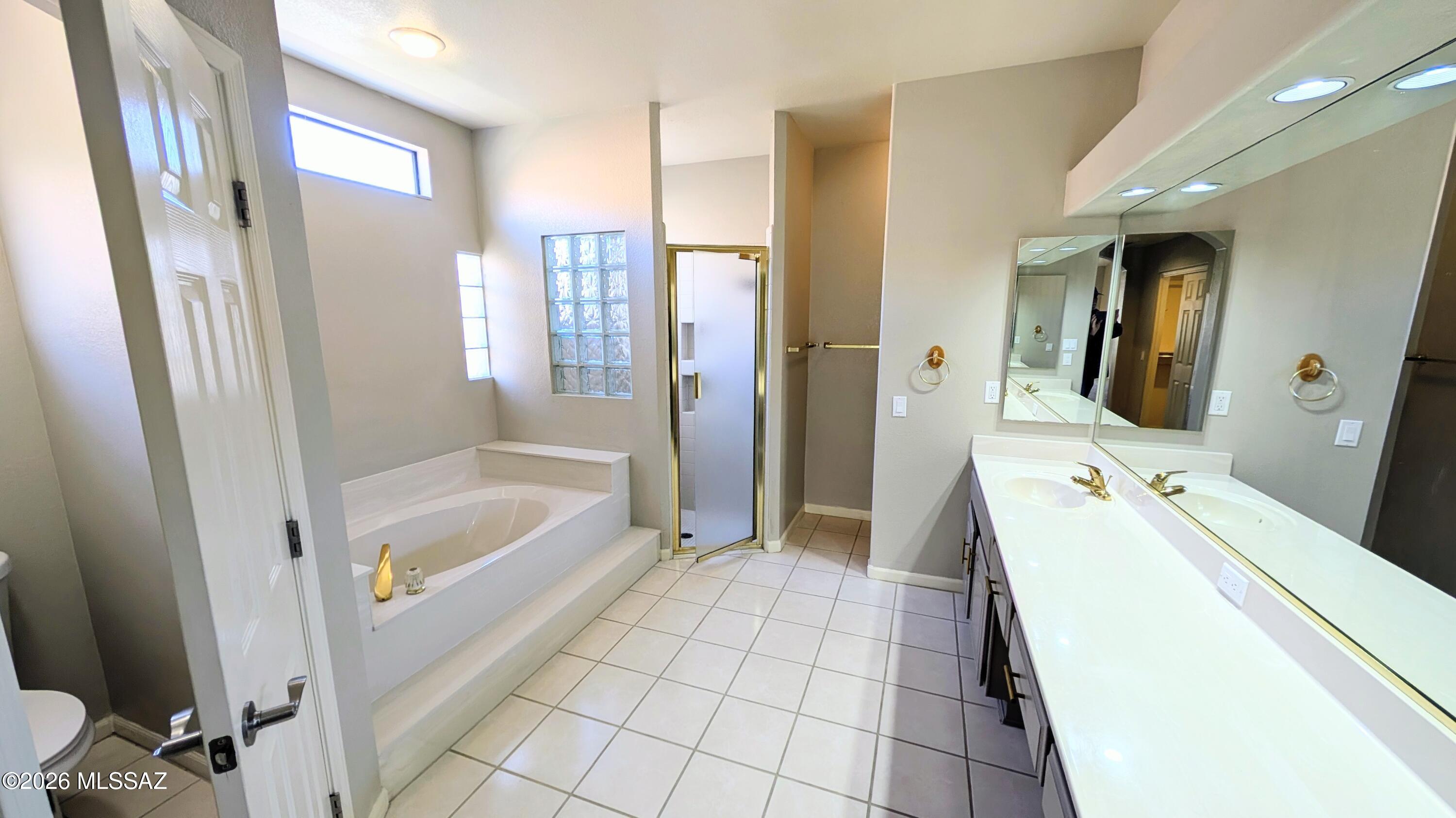 Saddlebrooke - Residential Lease