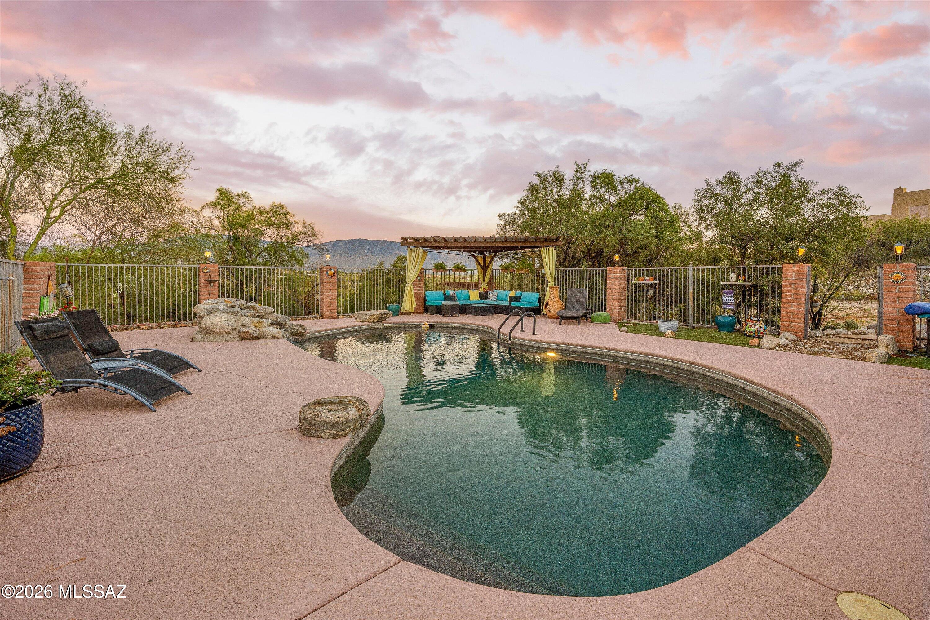 Catalina Del Sol Resubdivision (1-14) - Residential