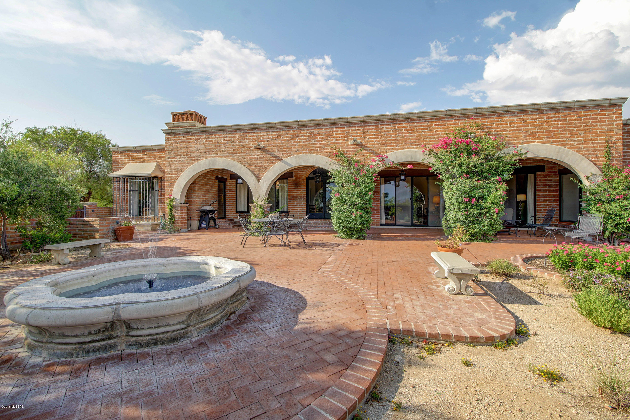 Haciendas Francisco Soza (1-18) - Residential Lease