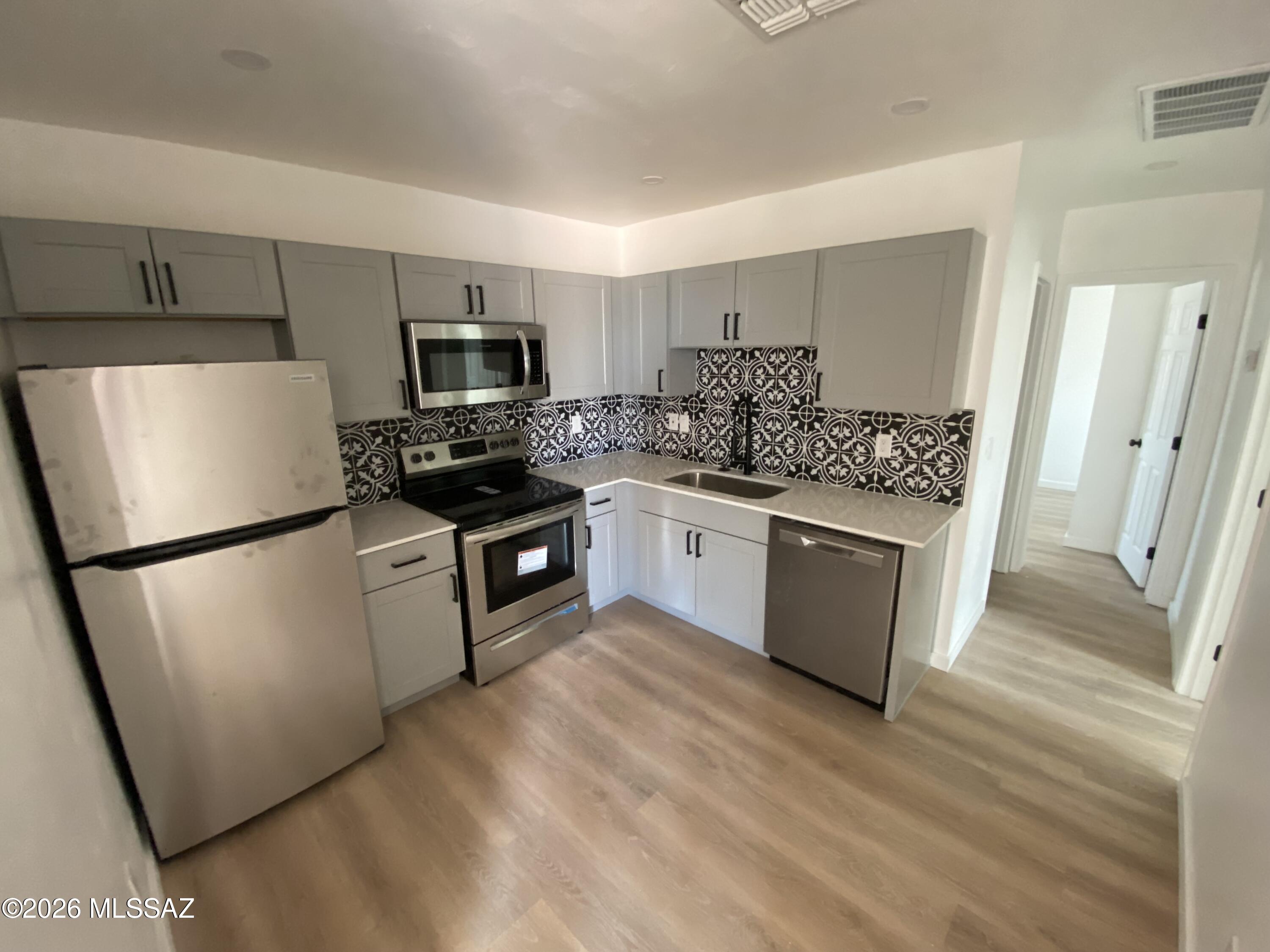 University Home Addition - Residential Lease