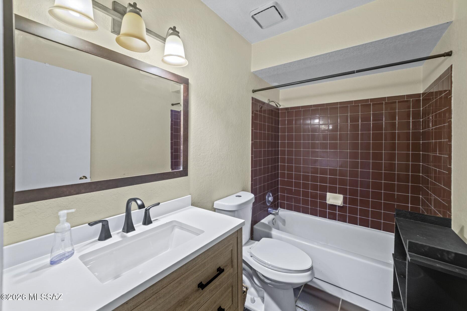 Edgebrooke Village (1-79) - Residential