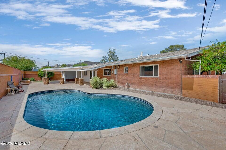 Crest View - Residential Lease