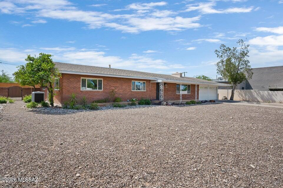 Crest View - Residential Lease