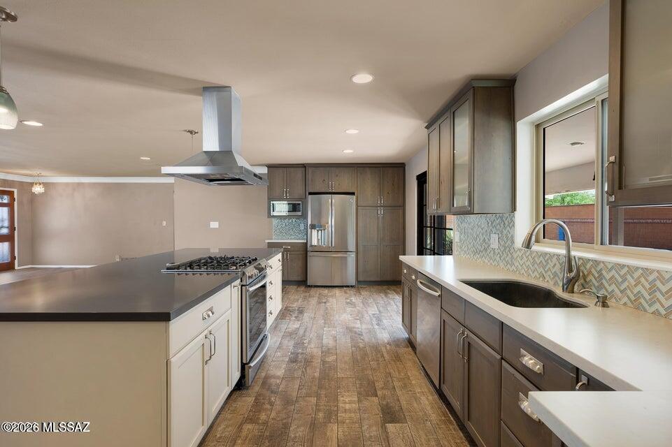 Crest View - Residential Lease