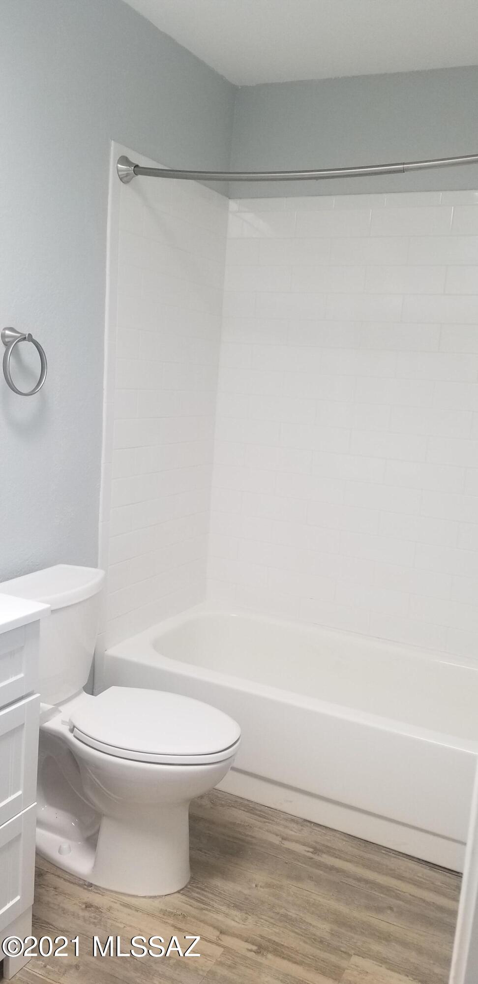 Casa Bonita Condominiums(1-36) - Residential Lease