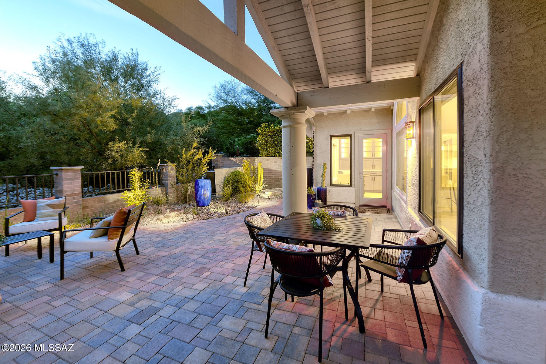 Las Ventanas (1-57) - Residential