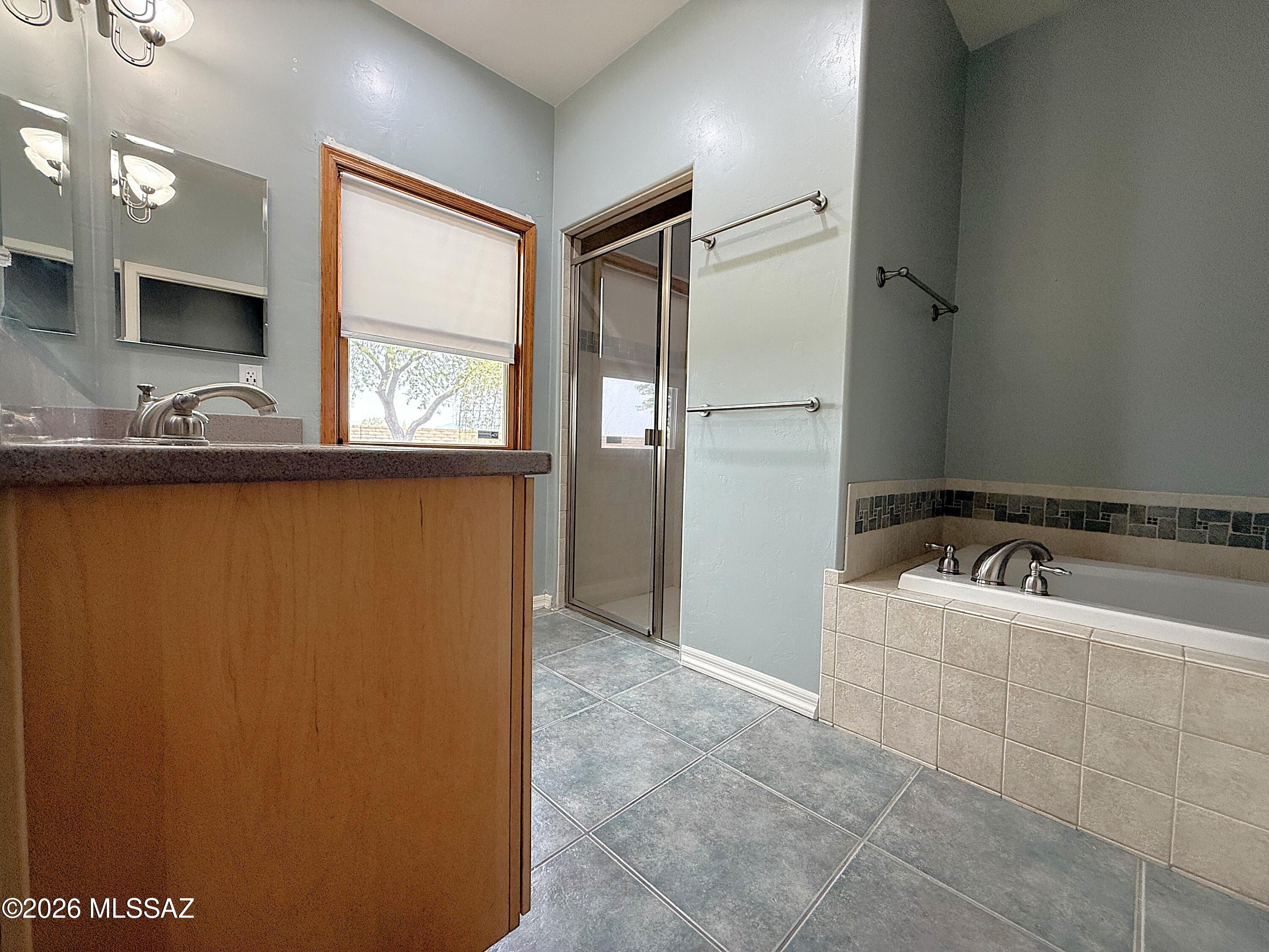 New Tucson Unit NO. 27 - Residential