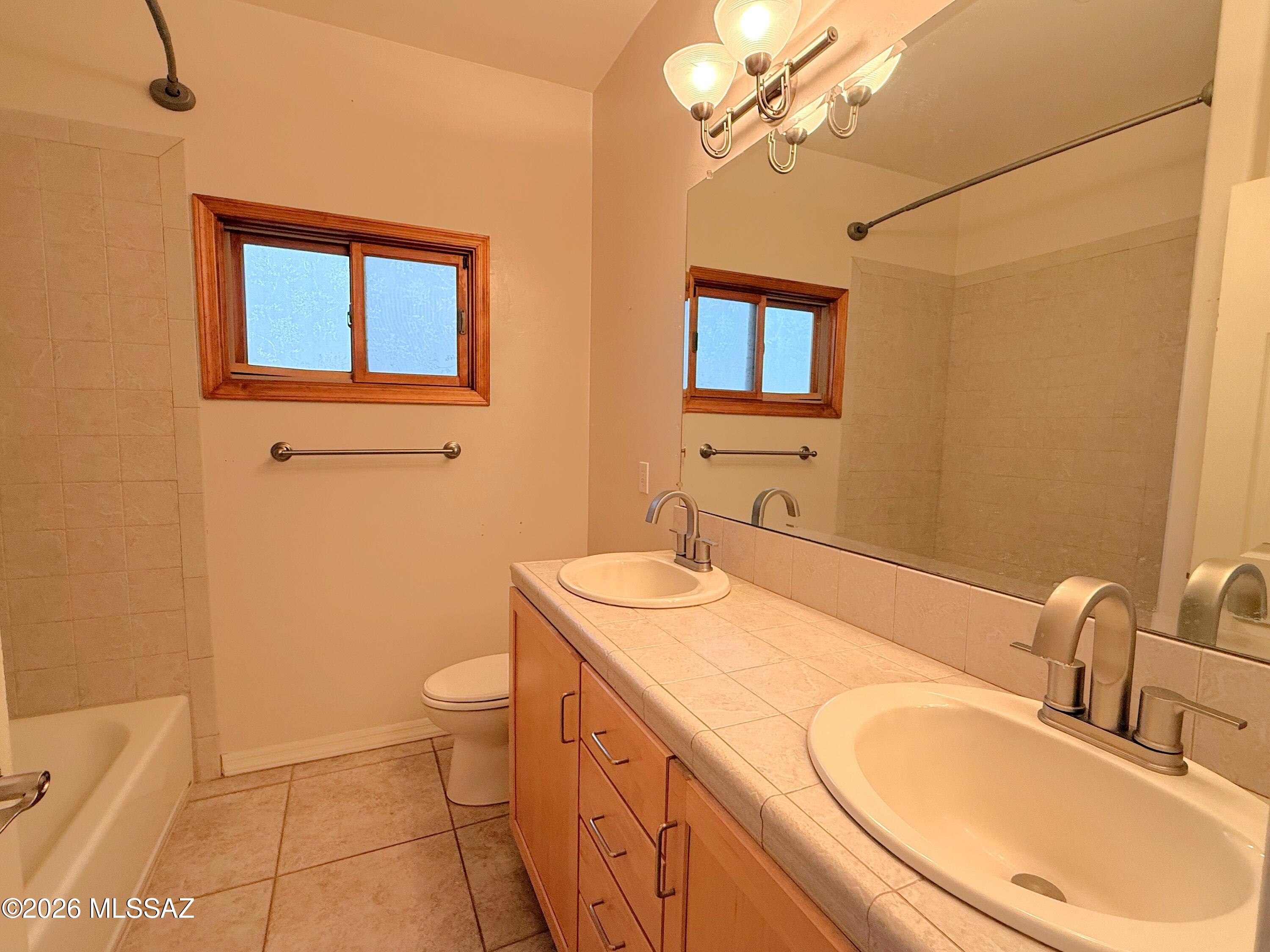 New Tucson Unit NO. 27 - Residential