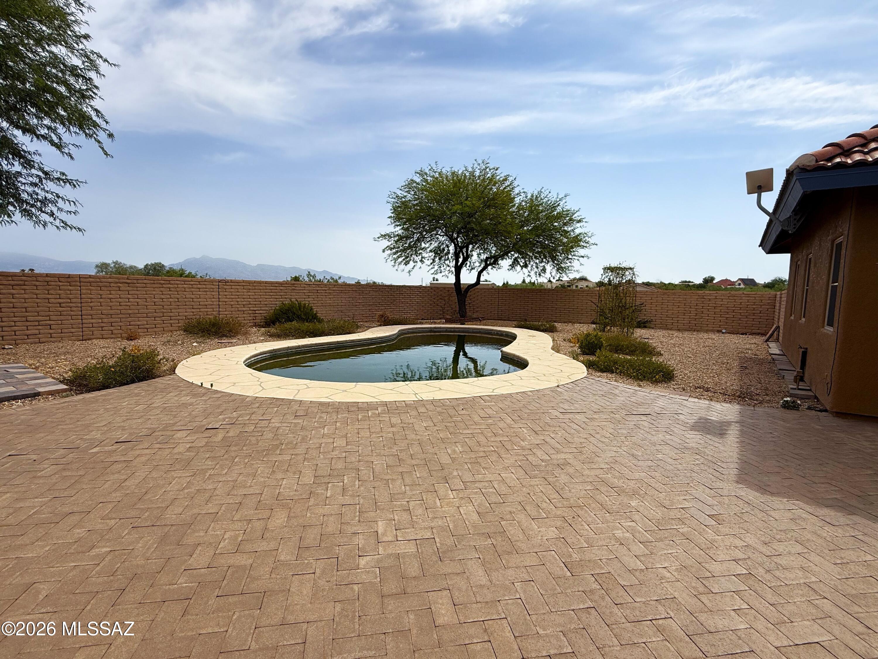 New Tucson Unit NO. 27 - Residential