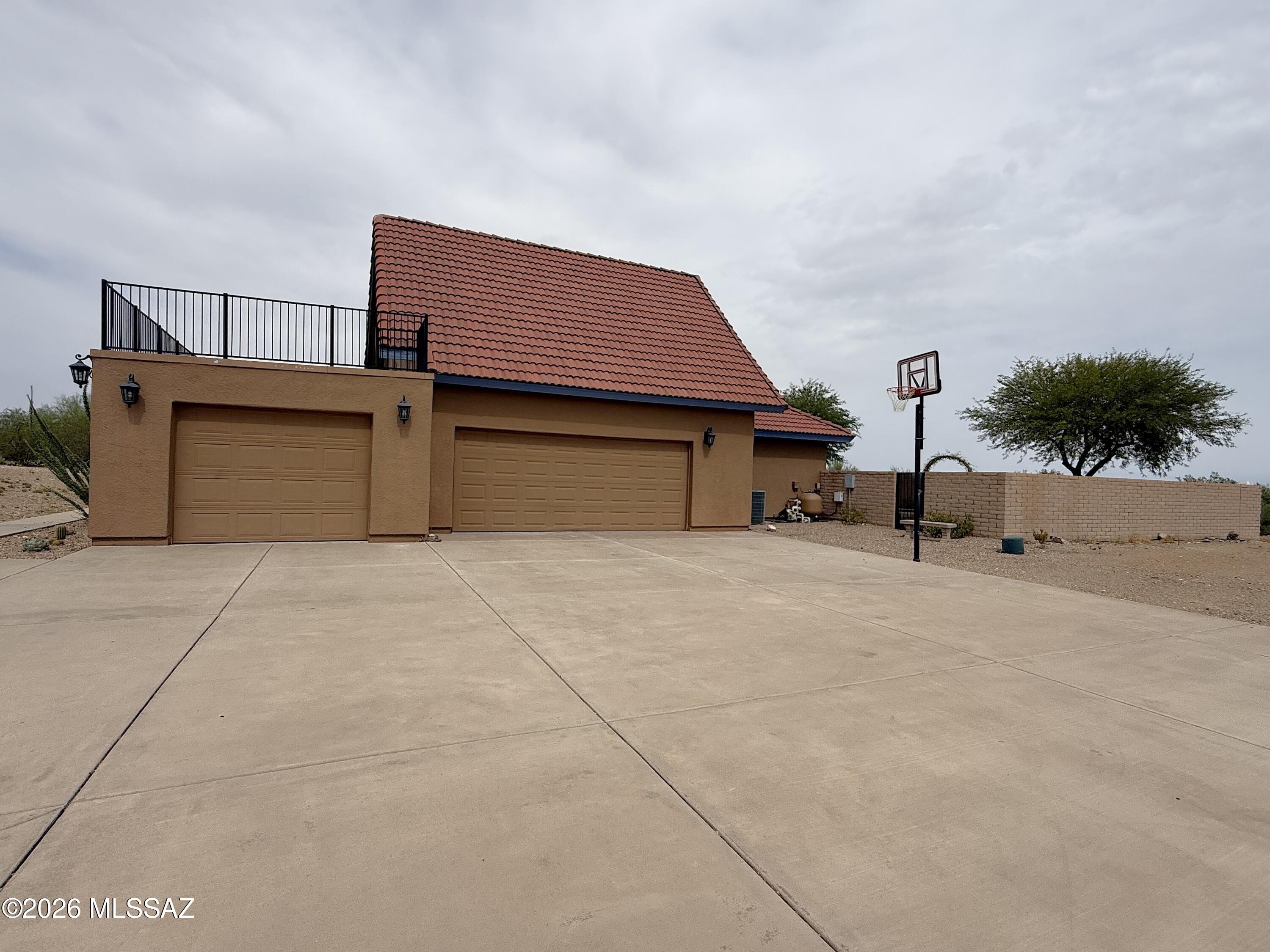 New Tucson Unit NO. 27 - Residential