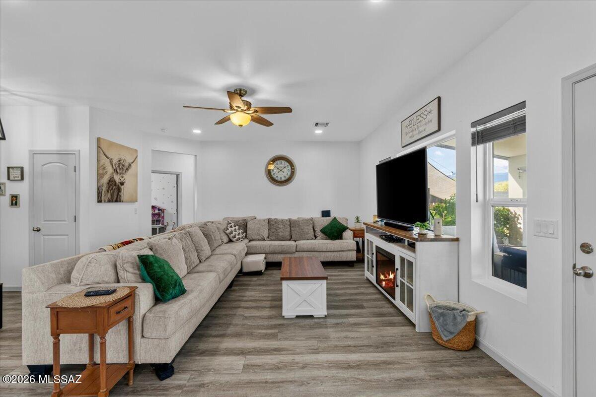 Thunderbird Valley - Residential