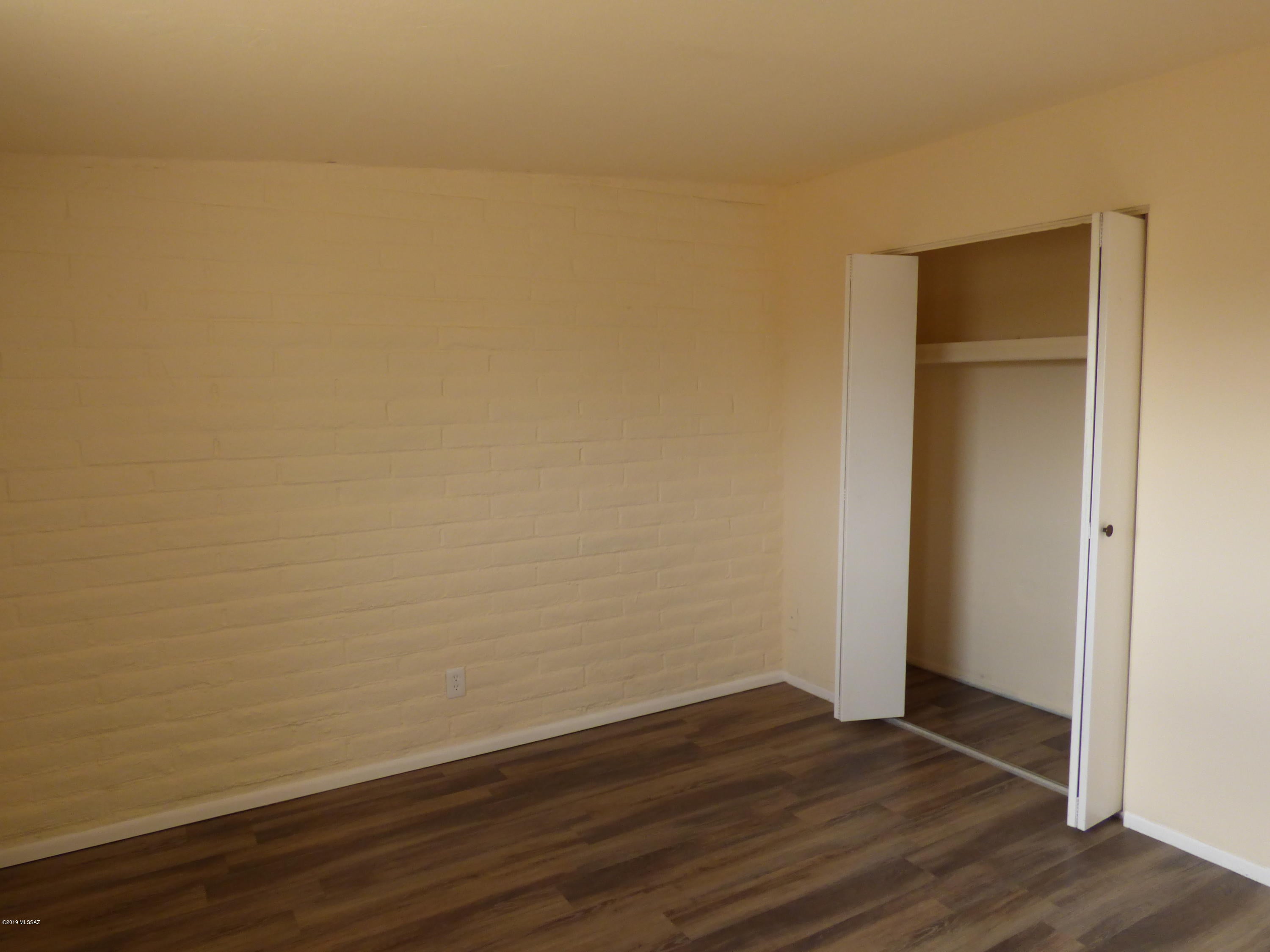 Olive Grove (1-86) - Residential Lease