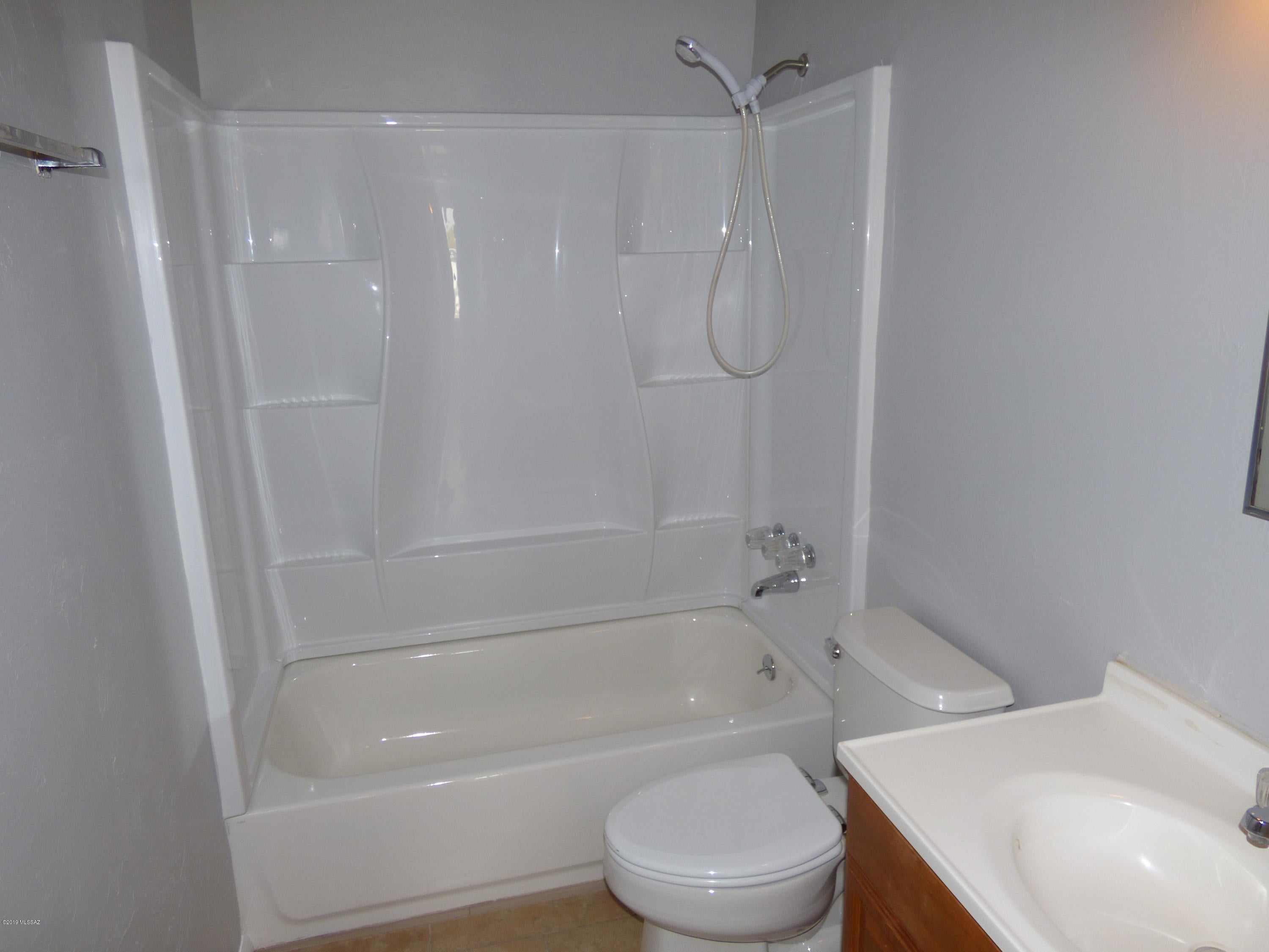 Olive Grove (1-86) - Residential Lease