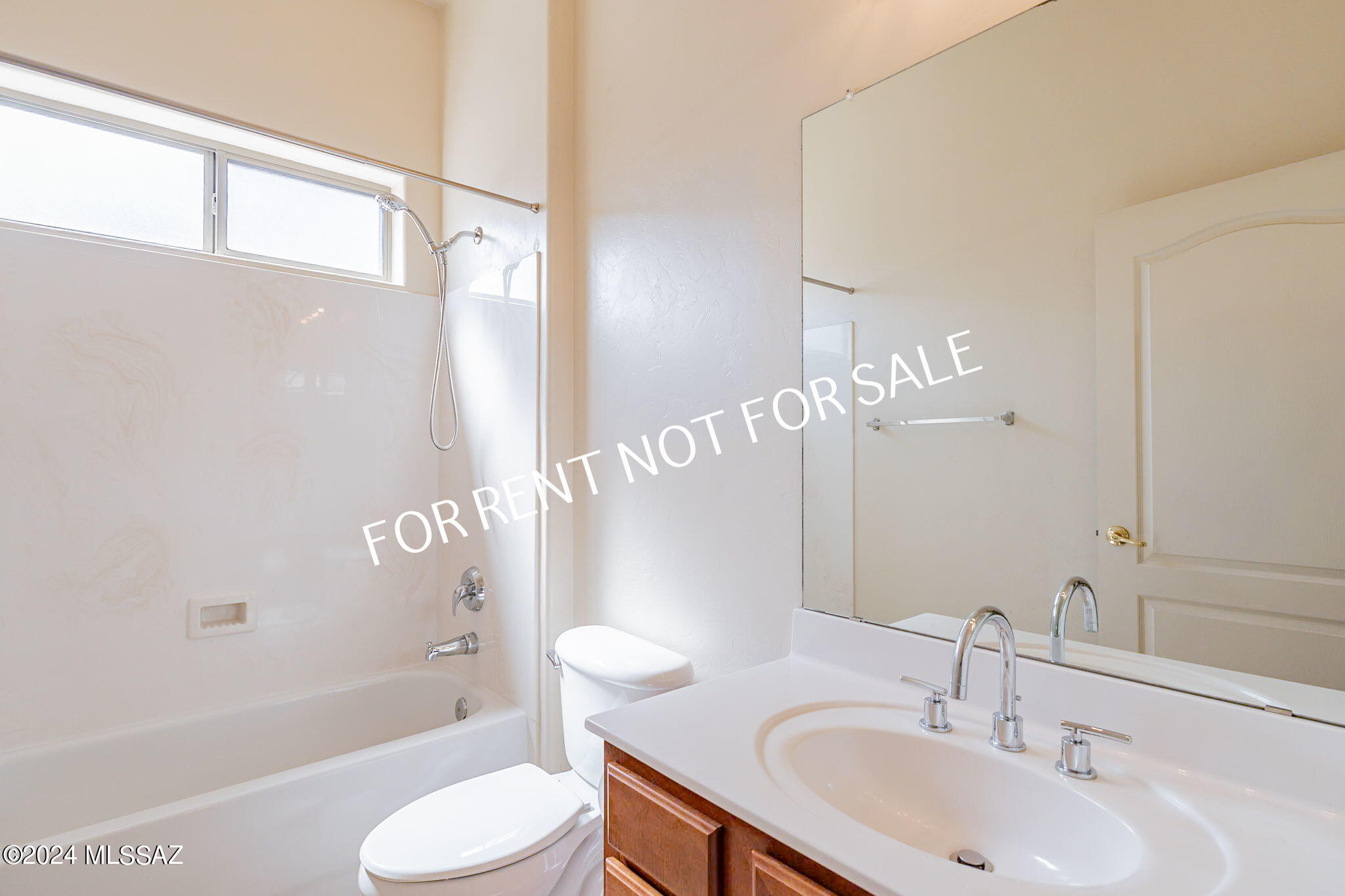 Rancho Del Lago (1-100) - Residential Lease
