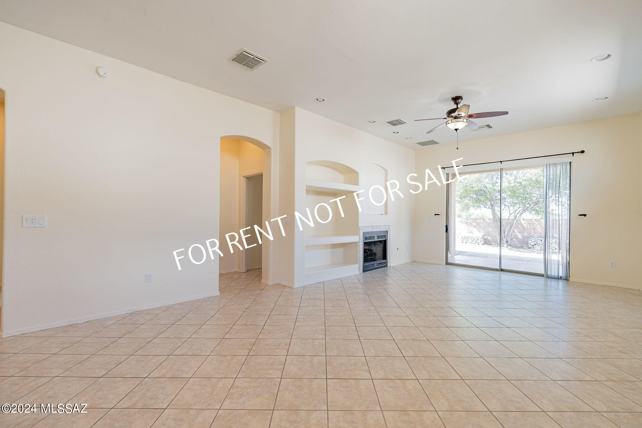 Rancho Del Lago (1-100) - Residential Lease