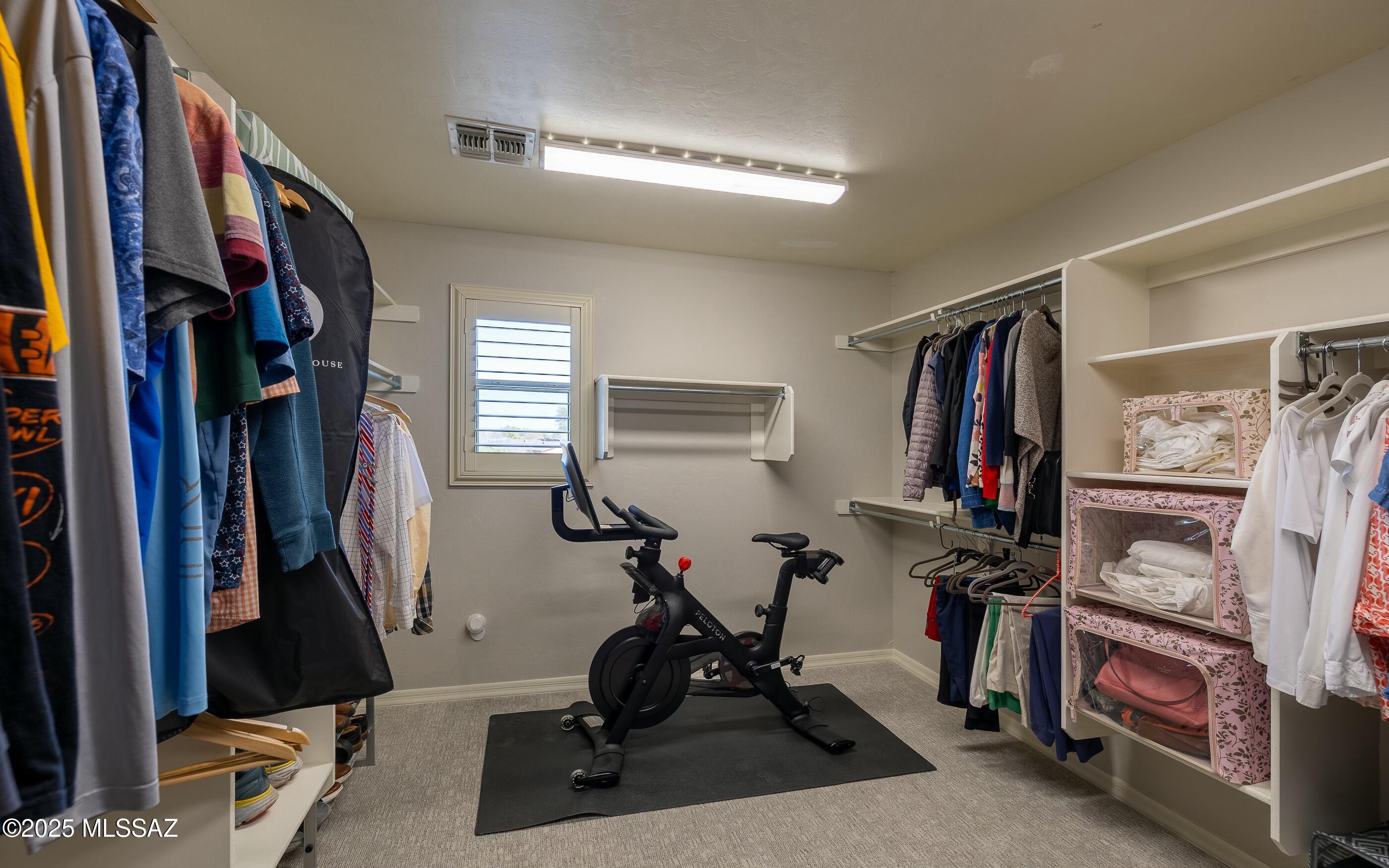 Black Horse (1-411) - Residential