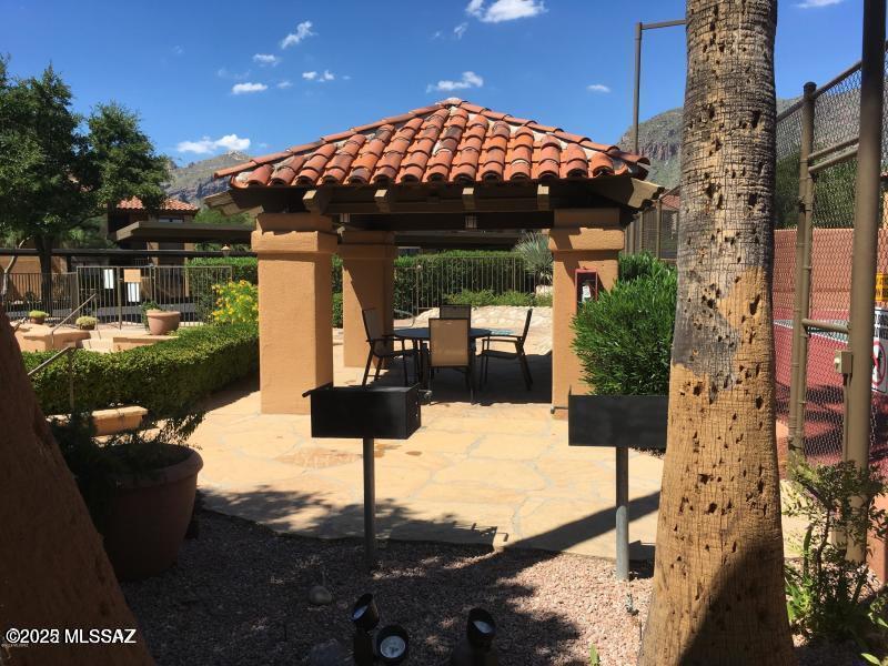Skyline Village Condominium (1-168) - Residential Lease