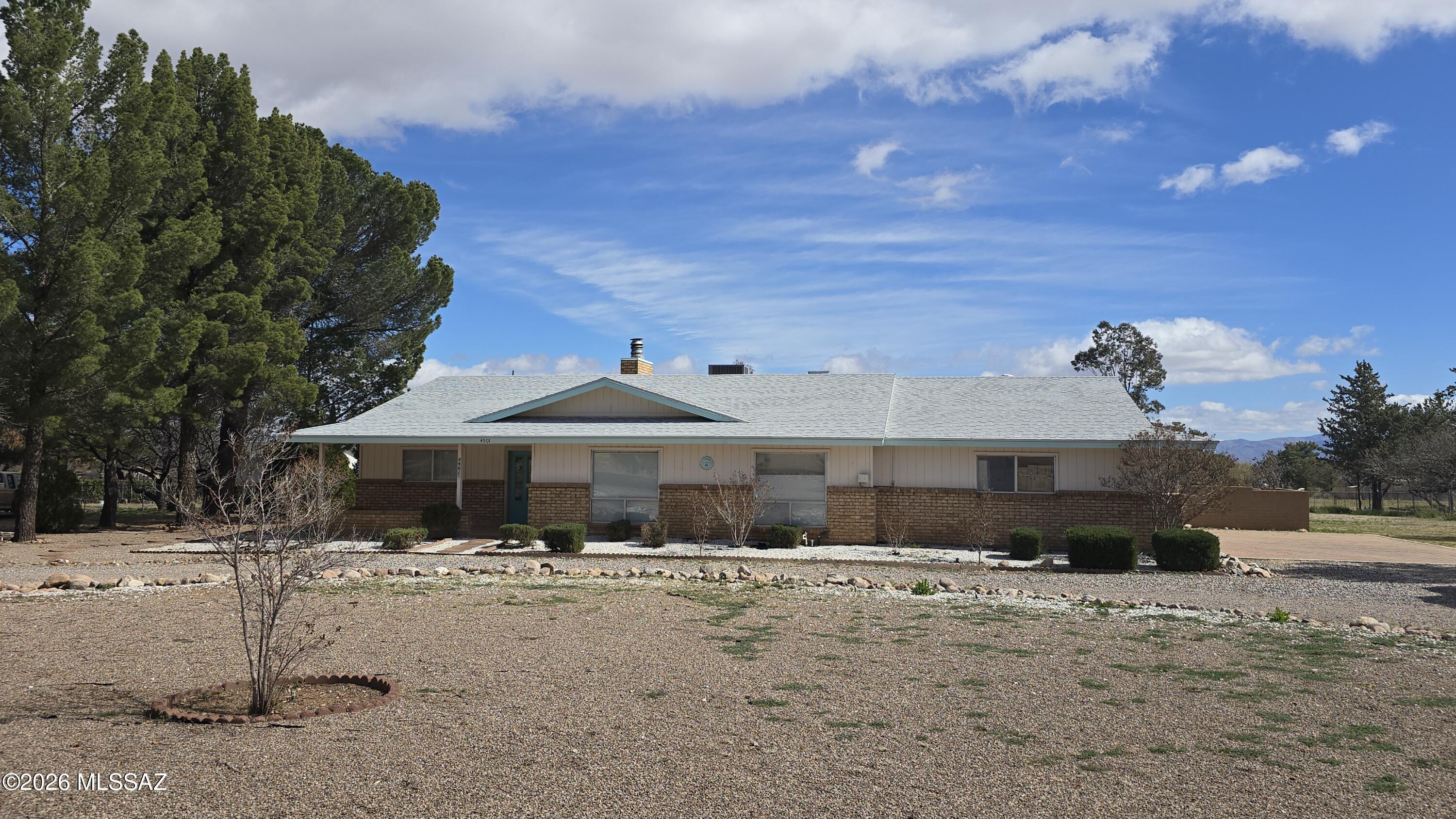 Seller offering $20,000 in concessions toward buyer updates, appliances, or closing costs--flexible terms to help make this home truly your own. Located in a quiet, established Sierra Vista neighborhood, this solid 1979-built home rests on a private 1.31-acre lot with sweeping, unobstructed mountain views that set it apart. The expansive outdoor space is the property's greatest asset, offering endless possibilities for gardens, an outdoor kitchen, workshops, RV parking, or peaceful gatherings--all framed by those stunning mountain vistas. It delivers rare privacy while remaining just minutes from Fort Huachuca, shopping, schools, and abundant outdoor recreation.
Inside, the well-built foundation includes updated essentials such as a brand-new roof, a modern HVAC system, and a refreshed kitchen. The interior is ready for your personal vision to bring it fully to life. Featuring five bedrooms and three bathrooms, the spacious 2,630-square-foot layout is ideal for a large family, multi-generational living, a home office, or guest accommodations. Don't miss this opportunity to create your ideal Arizona retreat at a motivated price.