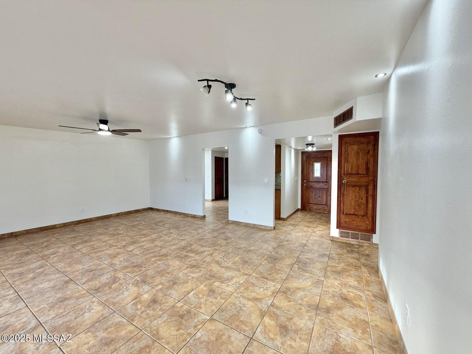 Braewood Terrace (108-182) - Residential