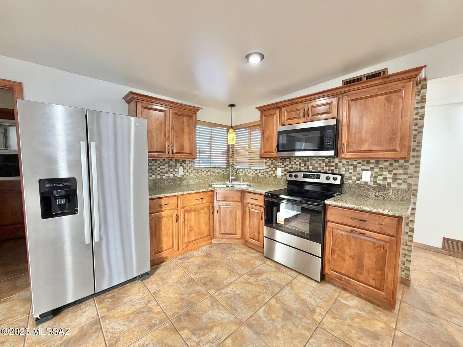 Braewood Terrace (108-182) - Residential