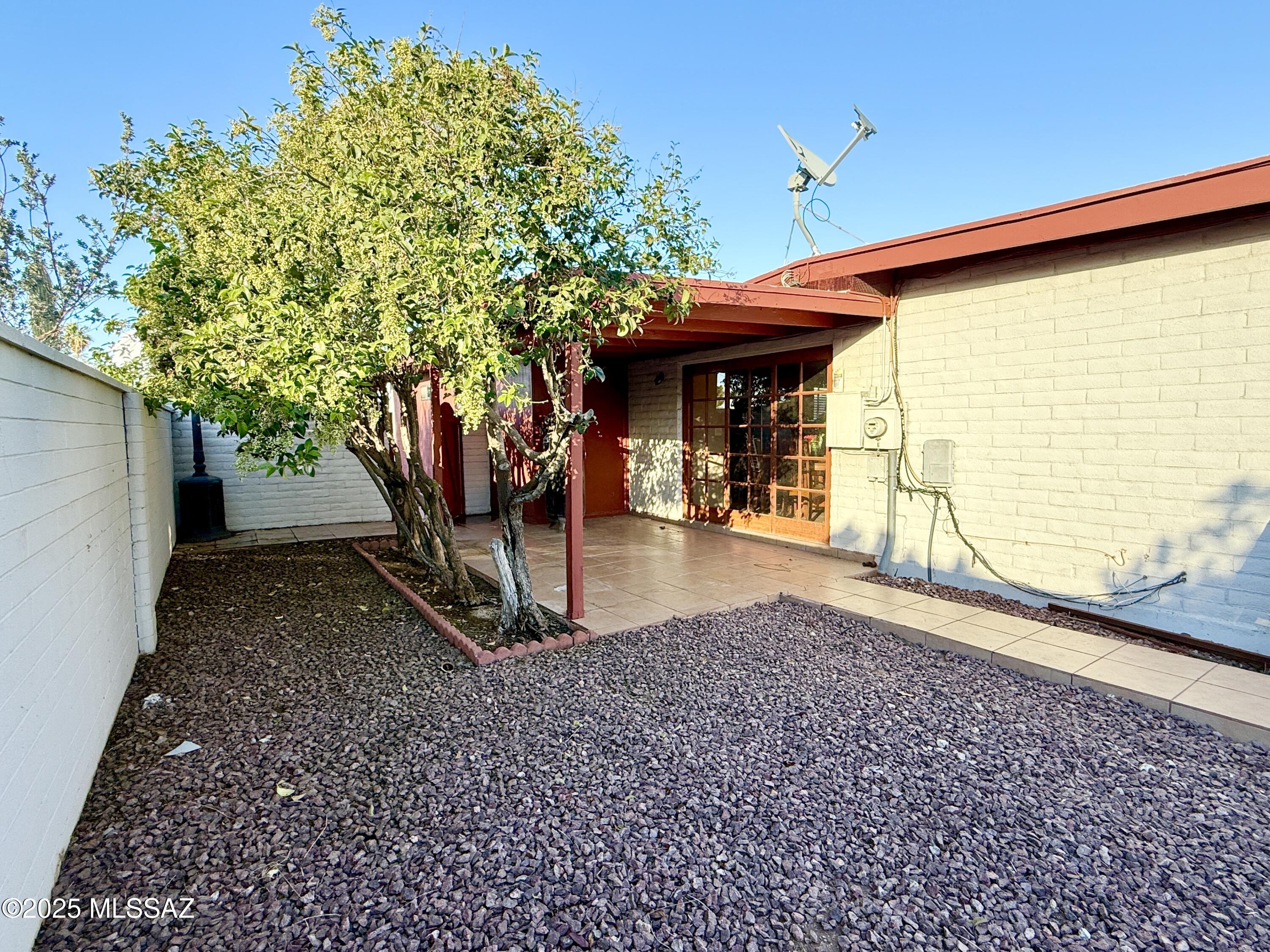 Braewood Terrace (108-182) - Residential