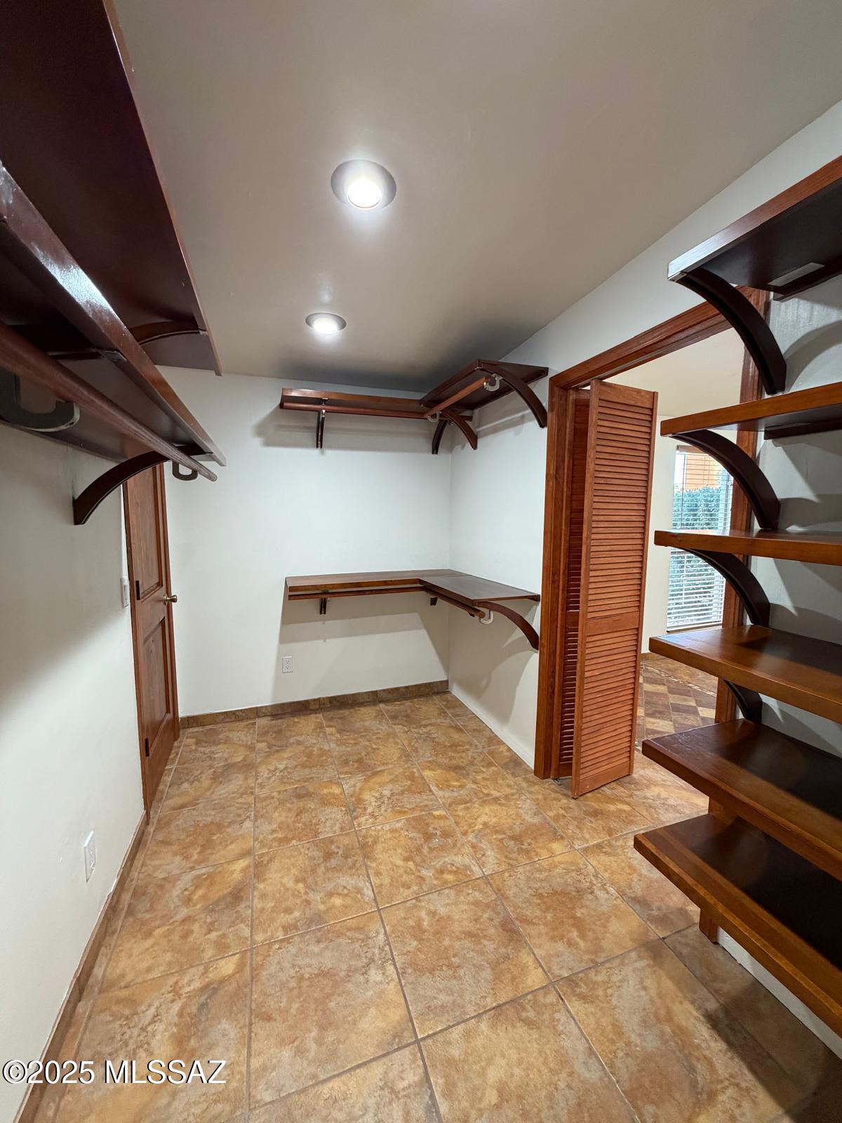 Braewood Terrace (108-182) - Residential