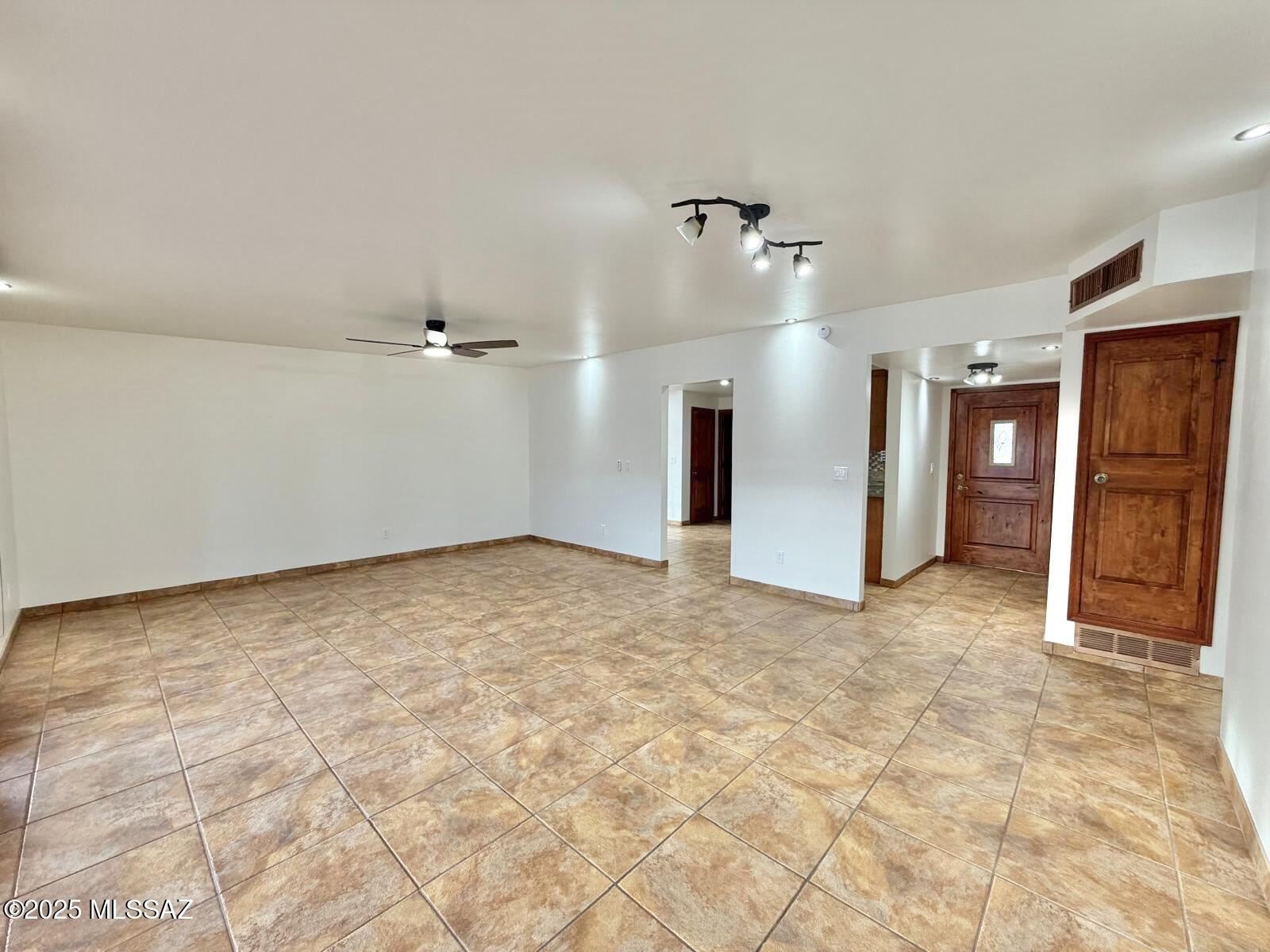 Braewood Terrace (108-182) - Residential