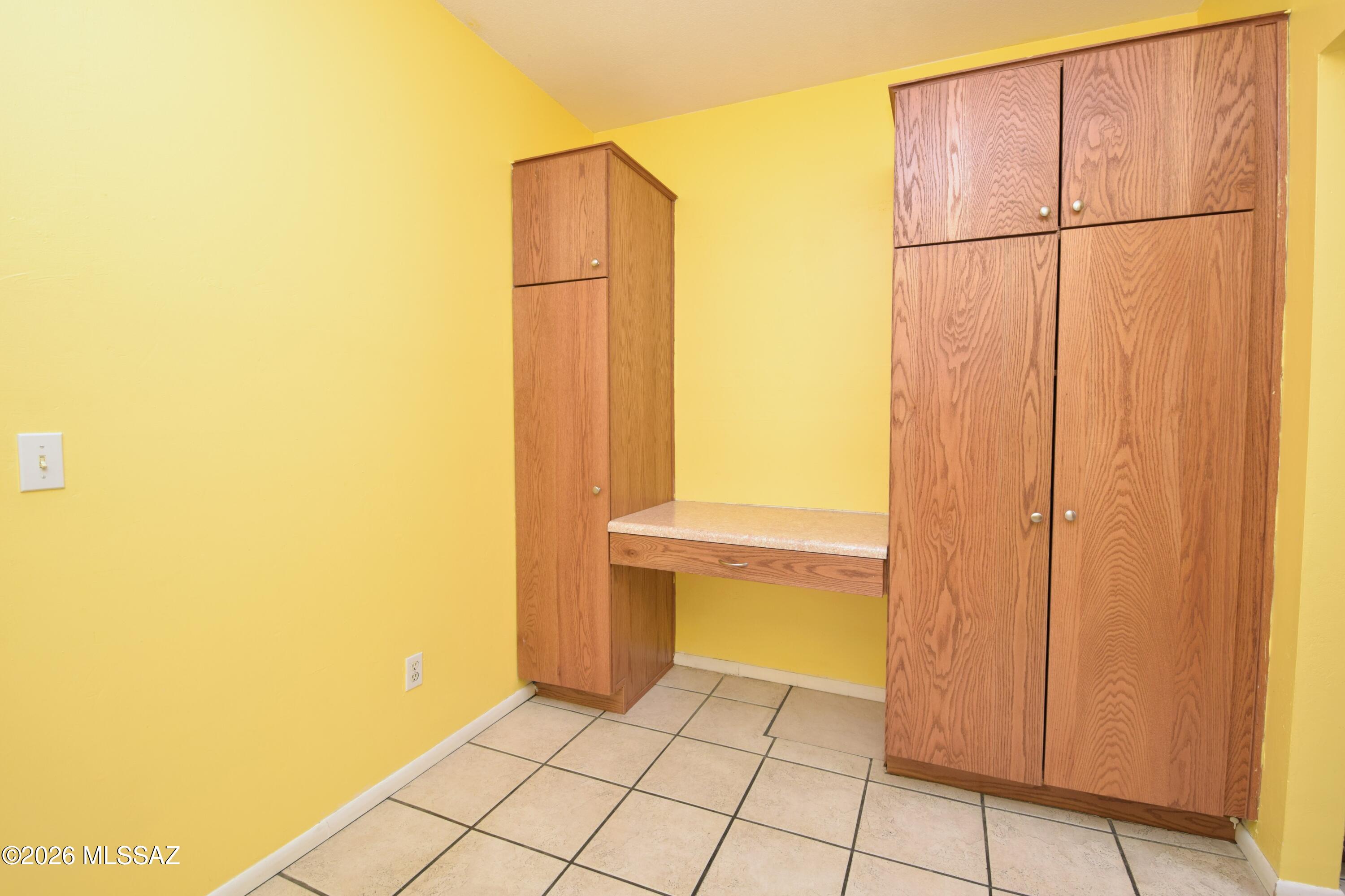 Acacia Pueblos (1-30) - Residential Lease