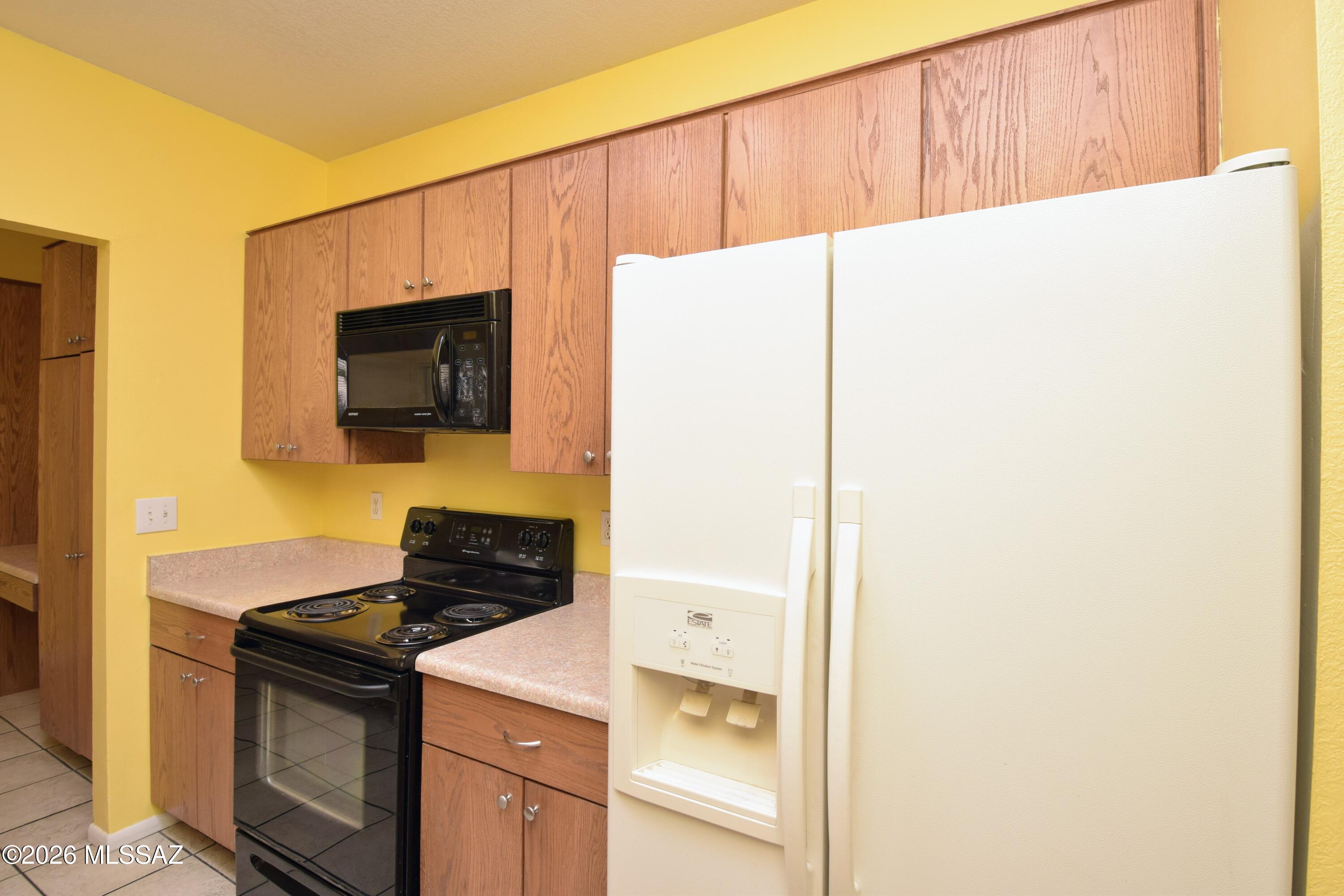 Acacia Pueblos (1-30) - Residential Lease