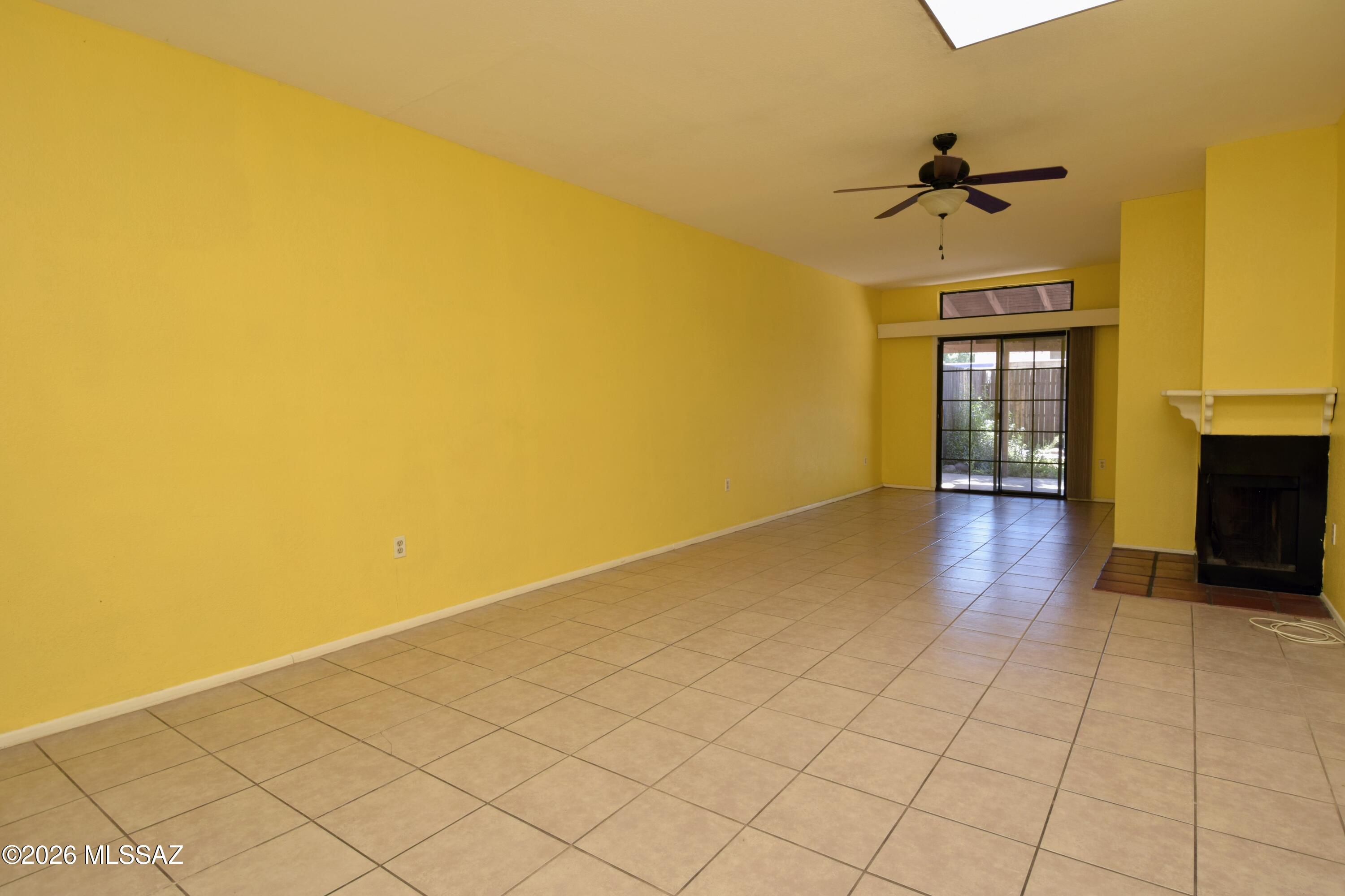 Acacia Pueblos (1-30) - Residential Lease