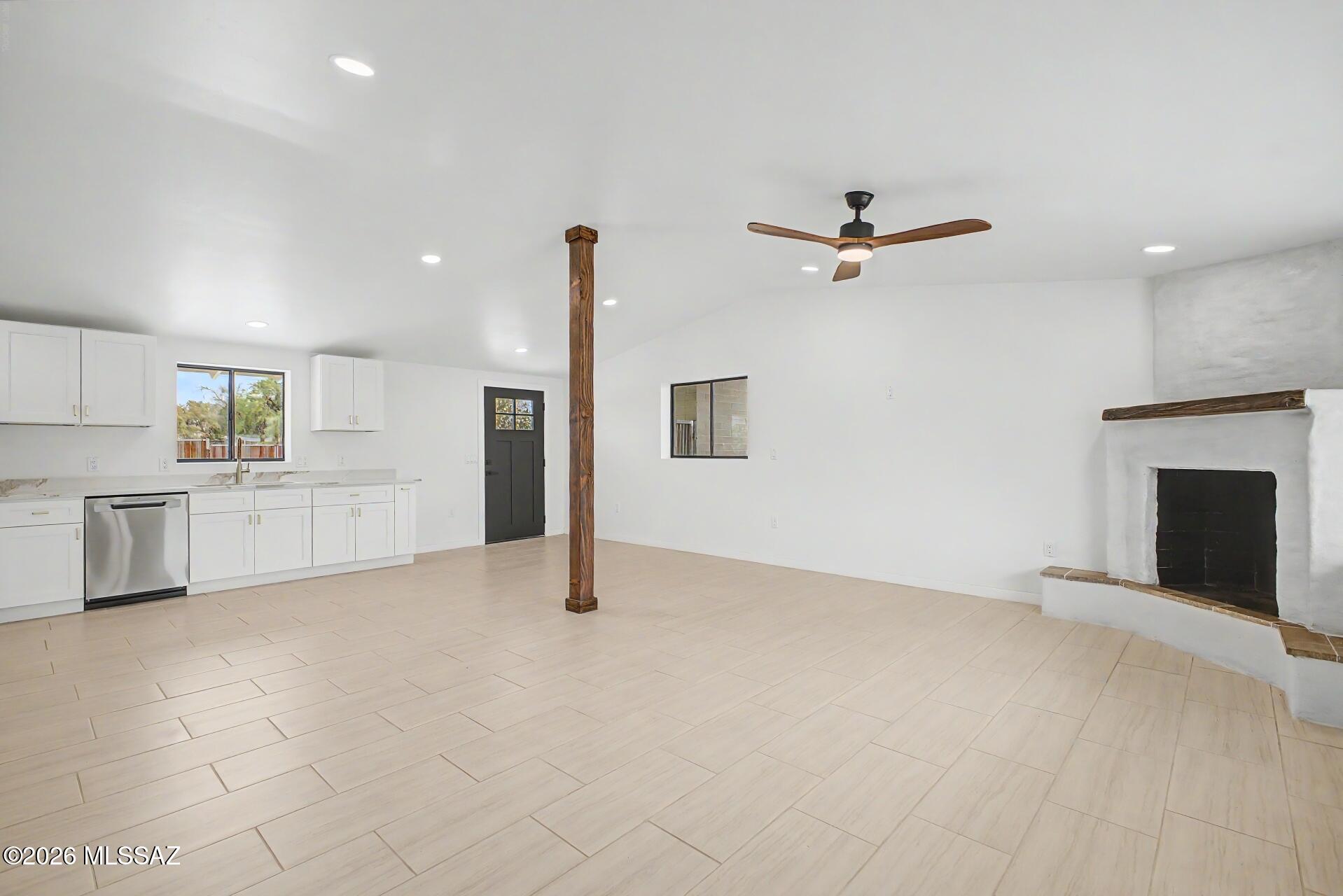 Park El Monte Terrace - Residential