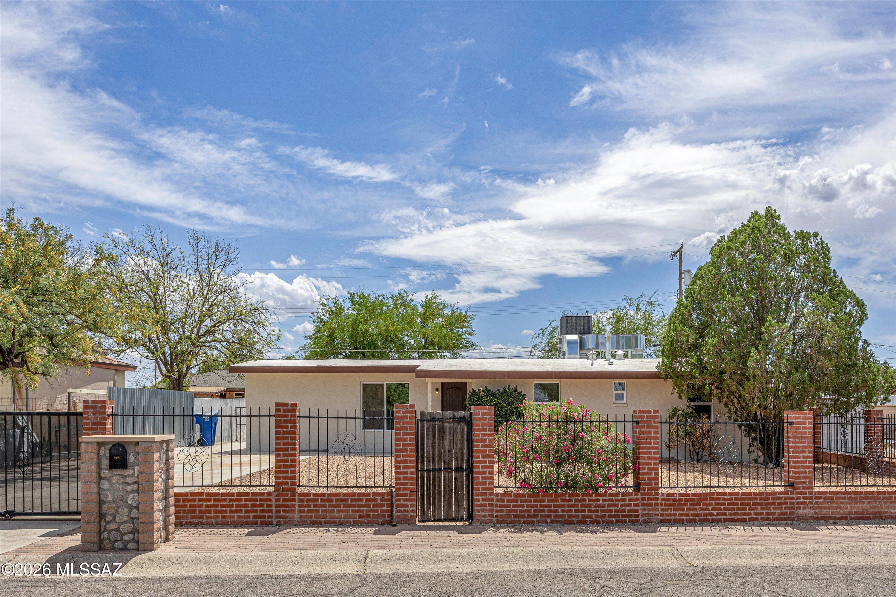 Maryvale Manor - Residential