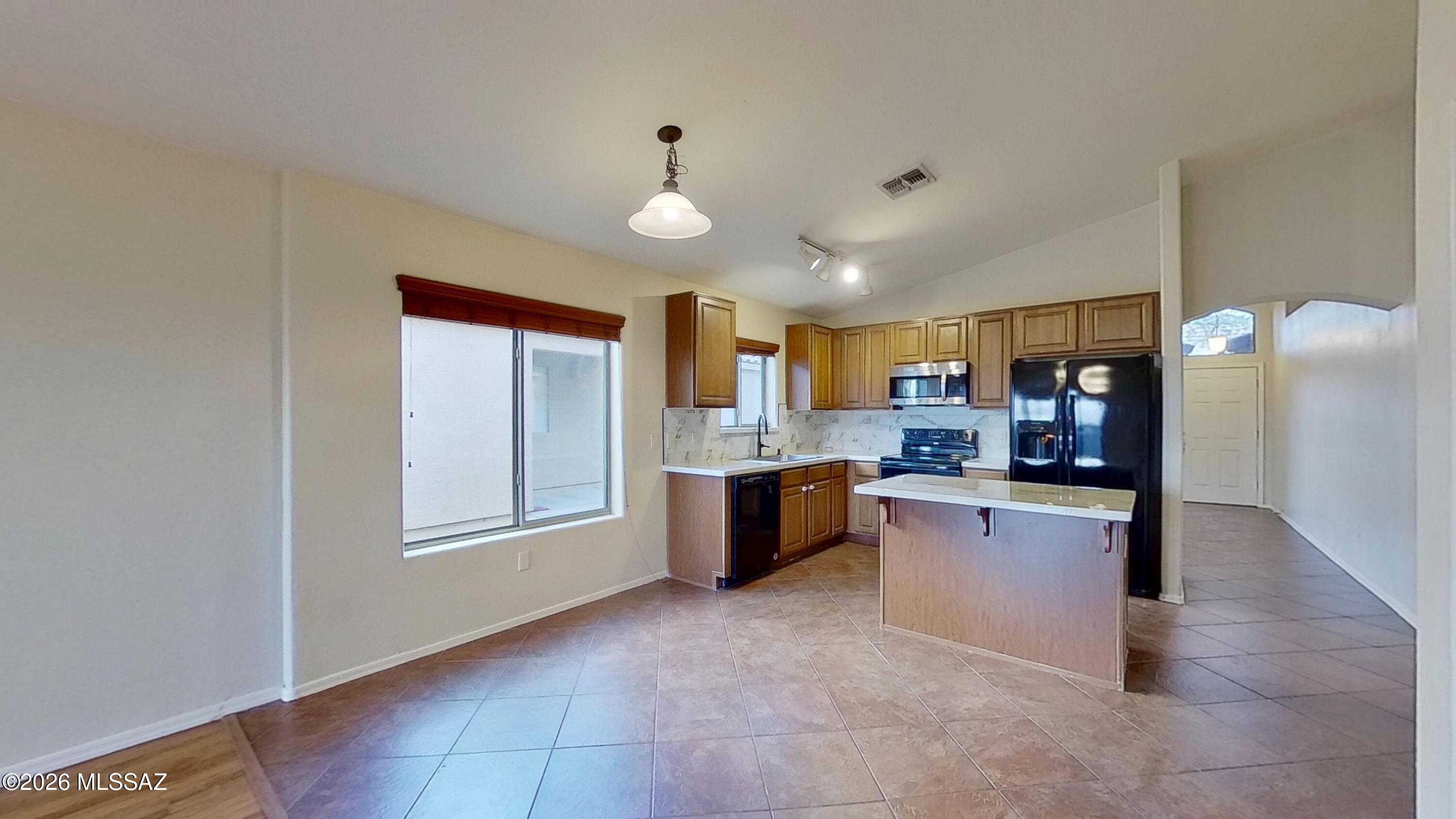 Empire Heights (1-241) - Residential
