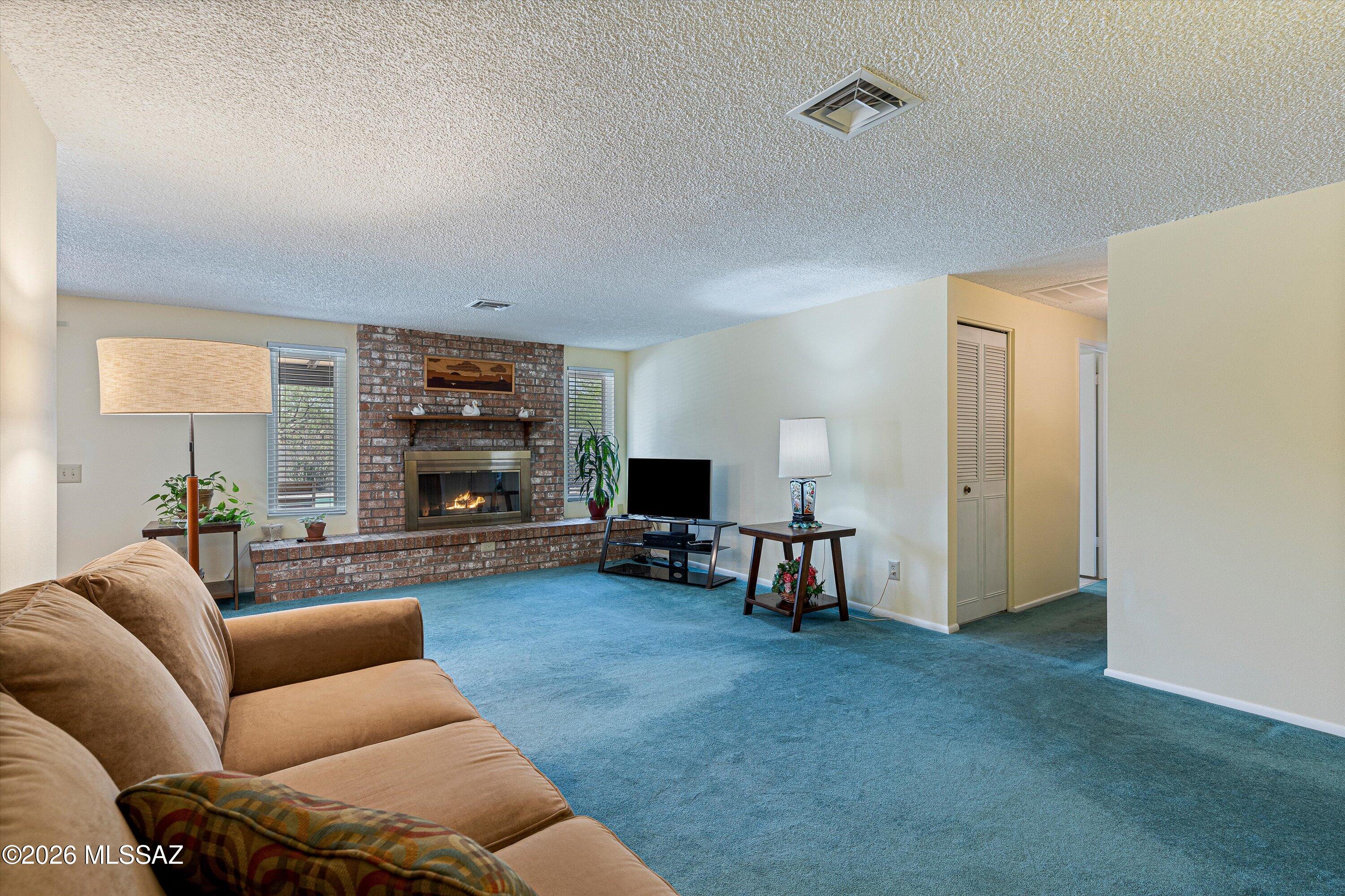 Casas Del Oeste(1-79) - Residential