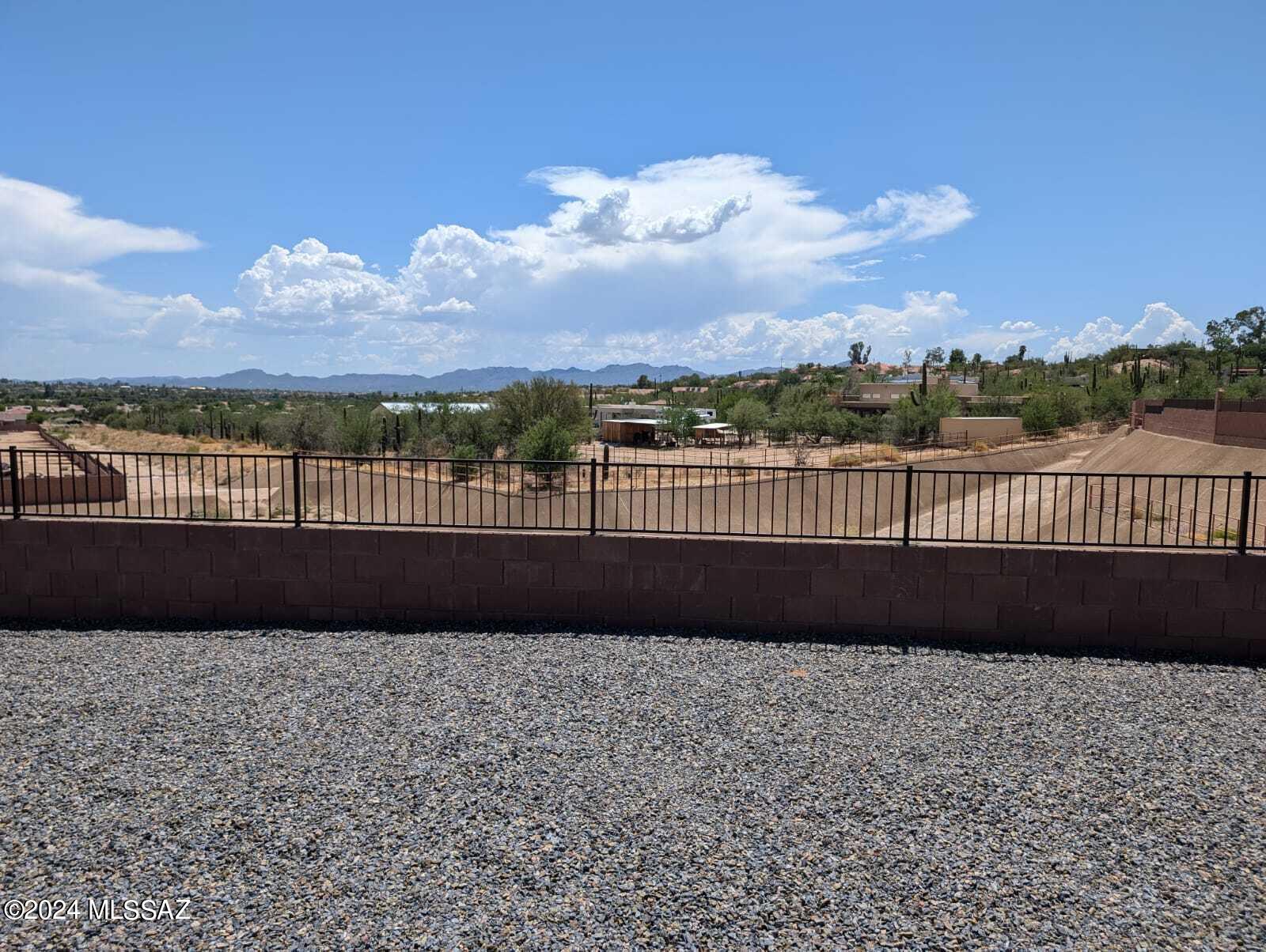 Vista Del Oro (1-108) - Residential Lease