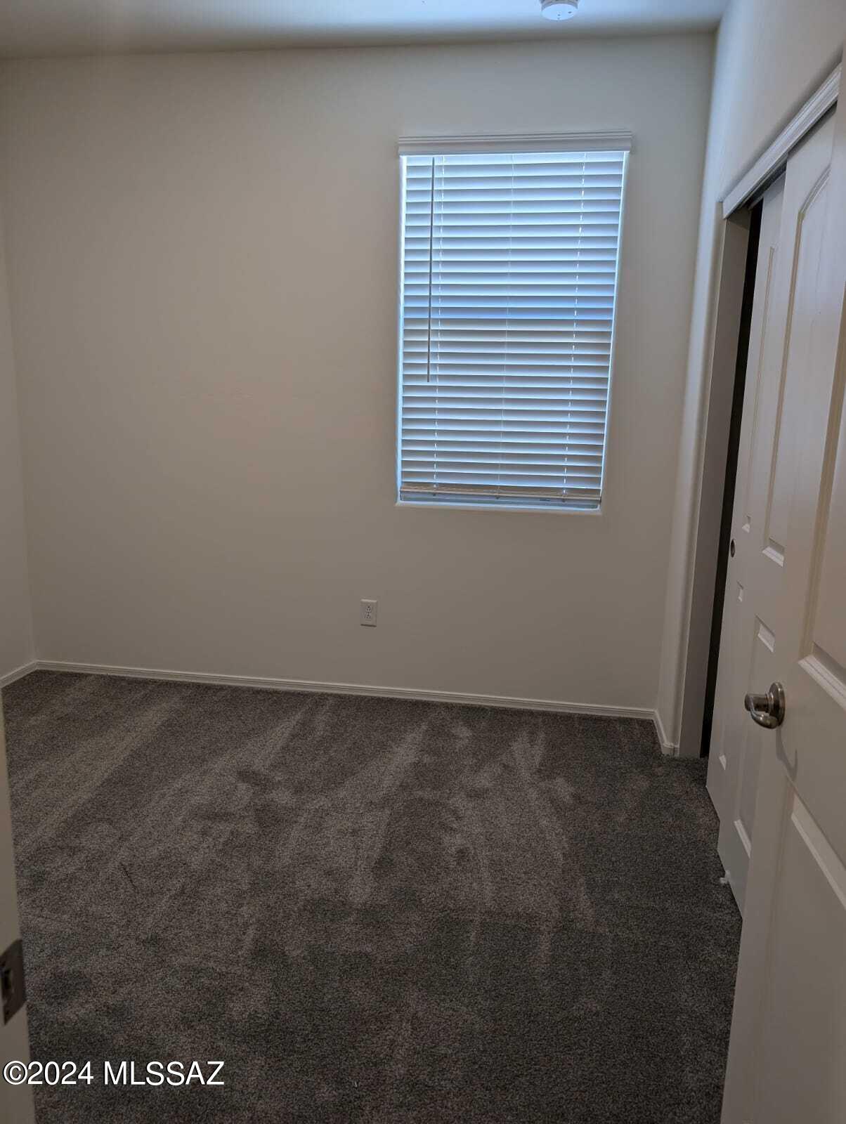 Vista Del Oro (1-108) - Residential Lease