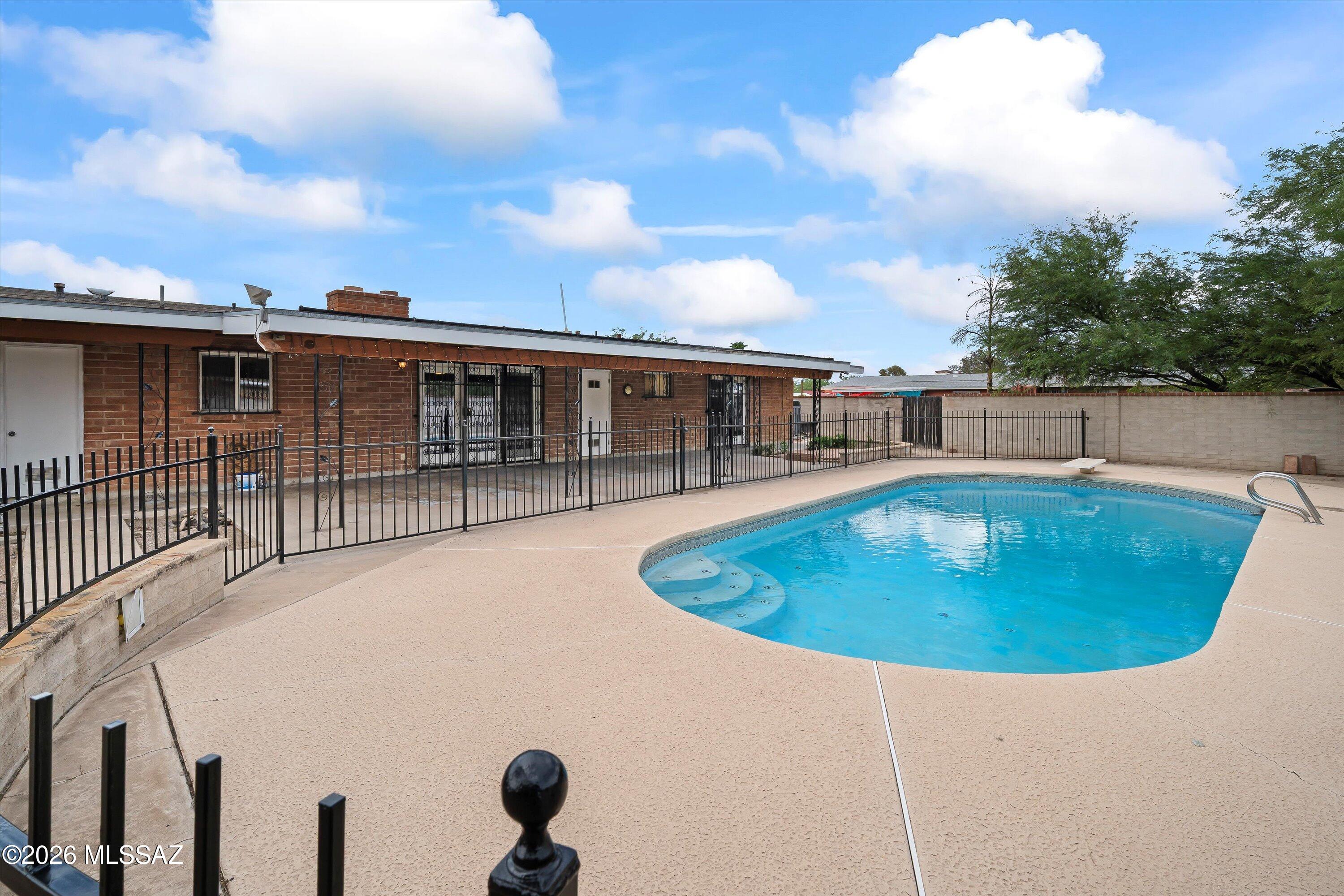 Leonora Annex - Residential