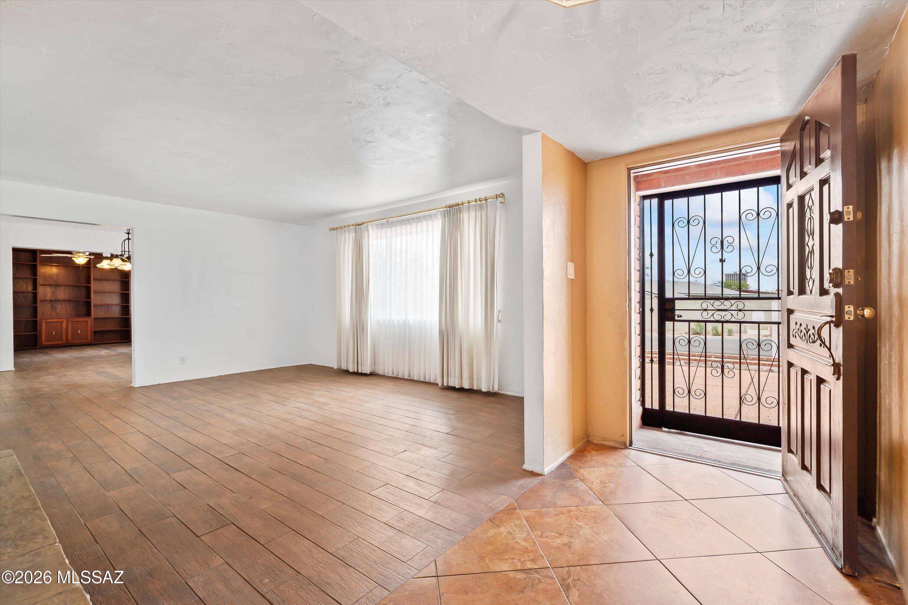 Leonora Annex - Residential