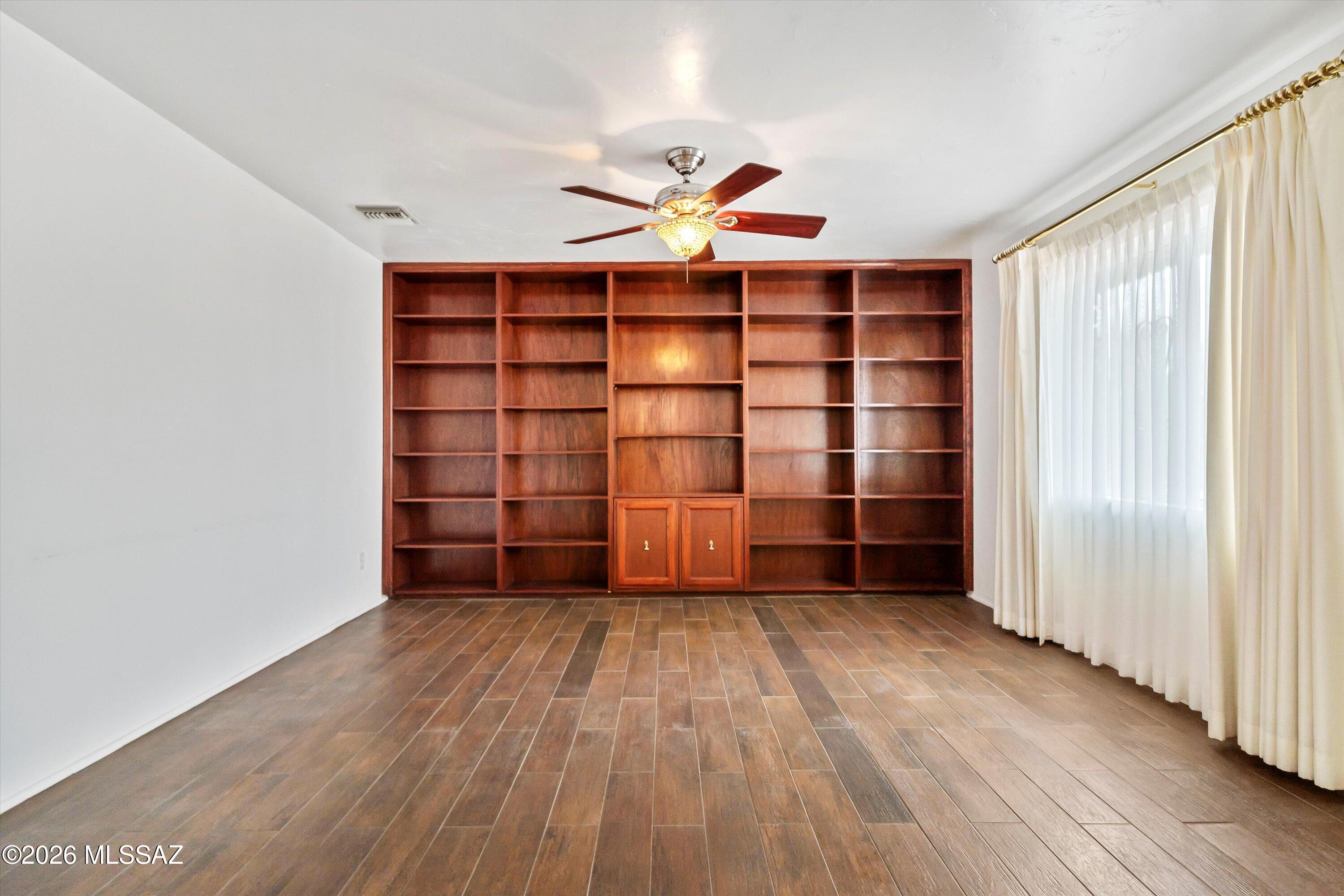 Leonora Annex - Residential