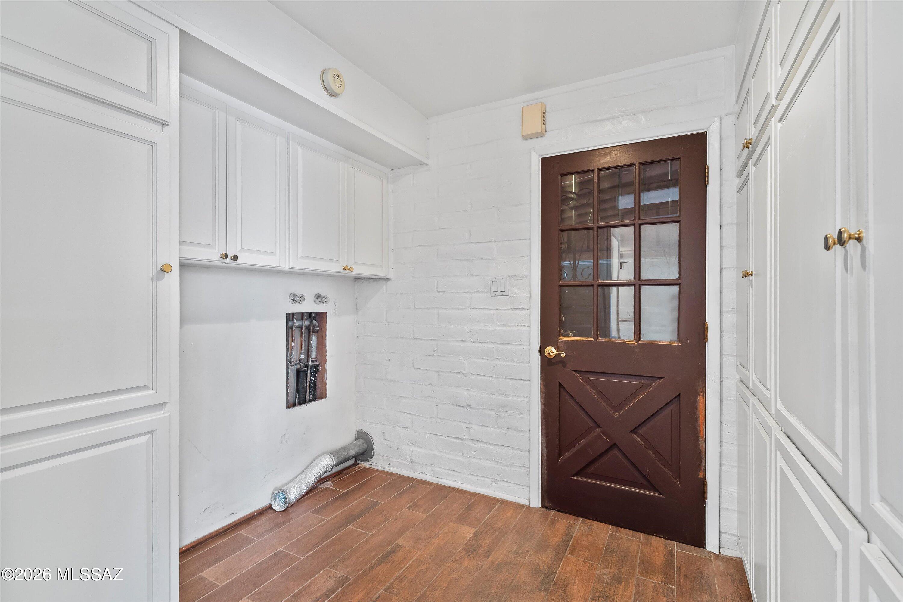 Leonora Annex - Residential