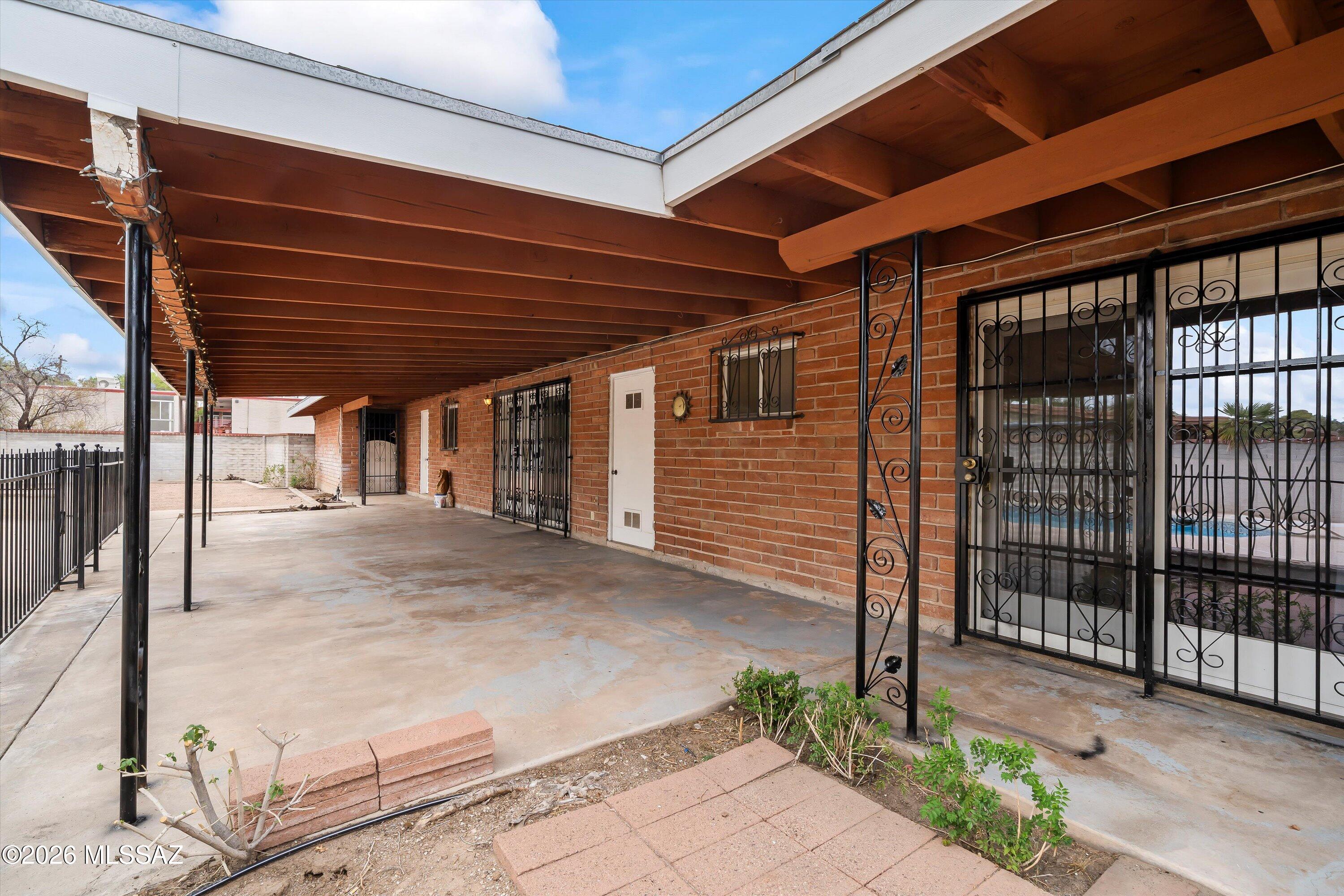 Leonora Annex - Residential