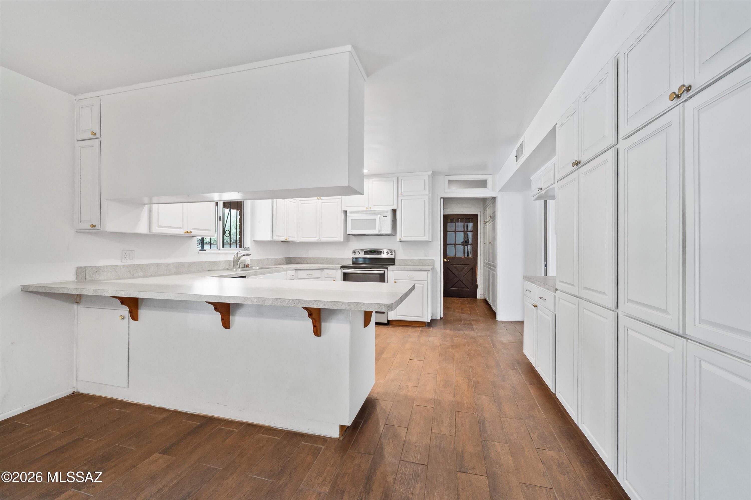 Leonora Annex - Residential