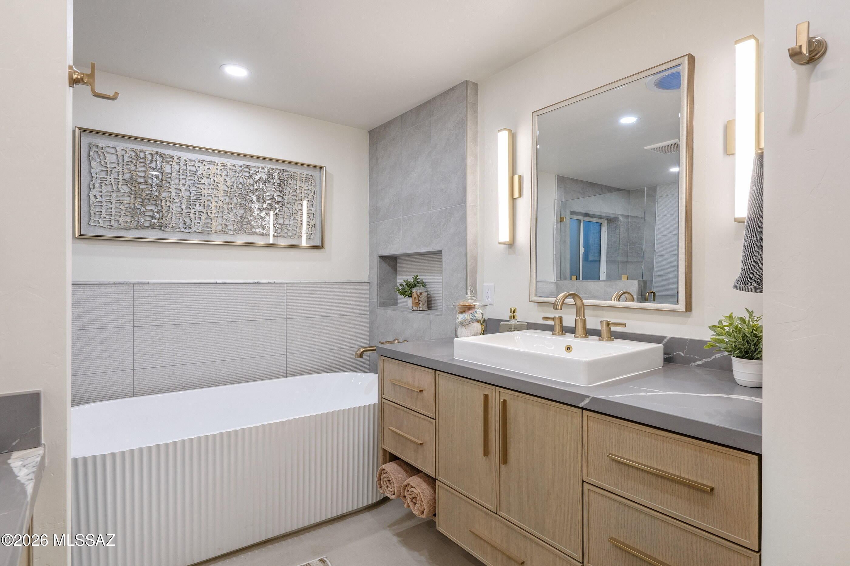 Suffolk Hills (1-44,1A&1B&BLKA&B) - Residential