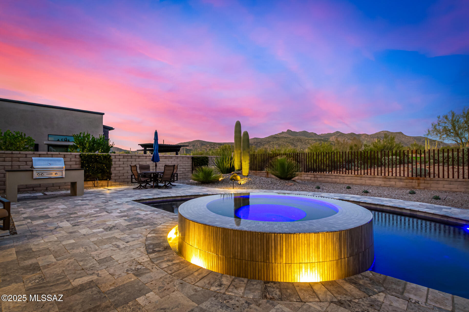 Los Saguaros At Dove Mountain SQ20121640199 - Residential