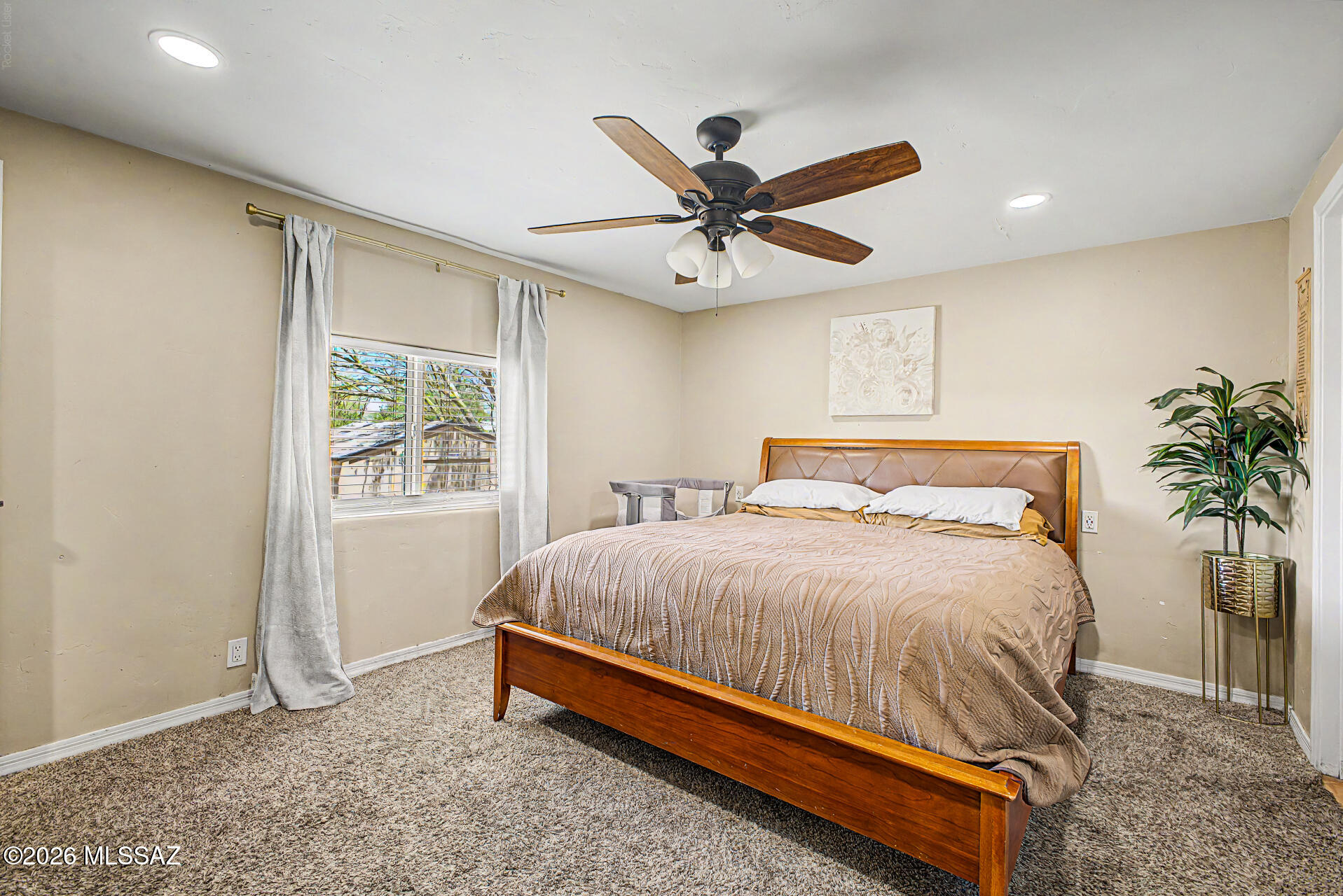 Milton Manor(1-24) - Residential