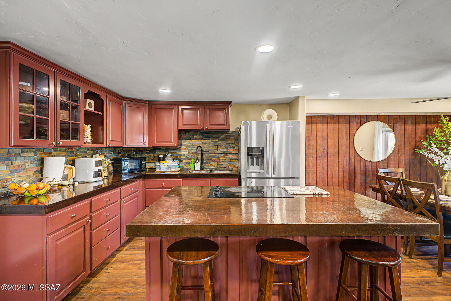 Milton Manor(1-24) - Residential