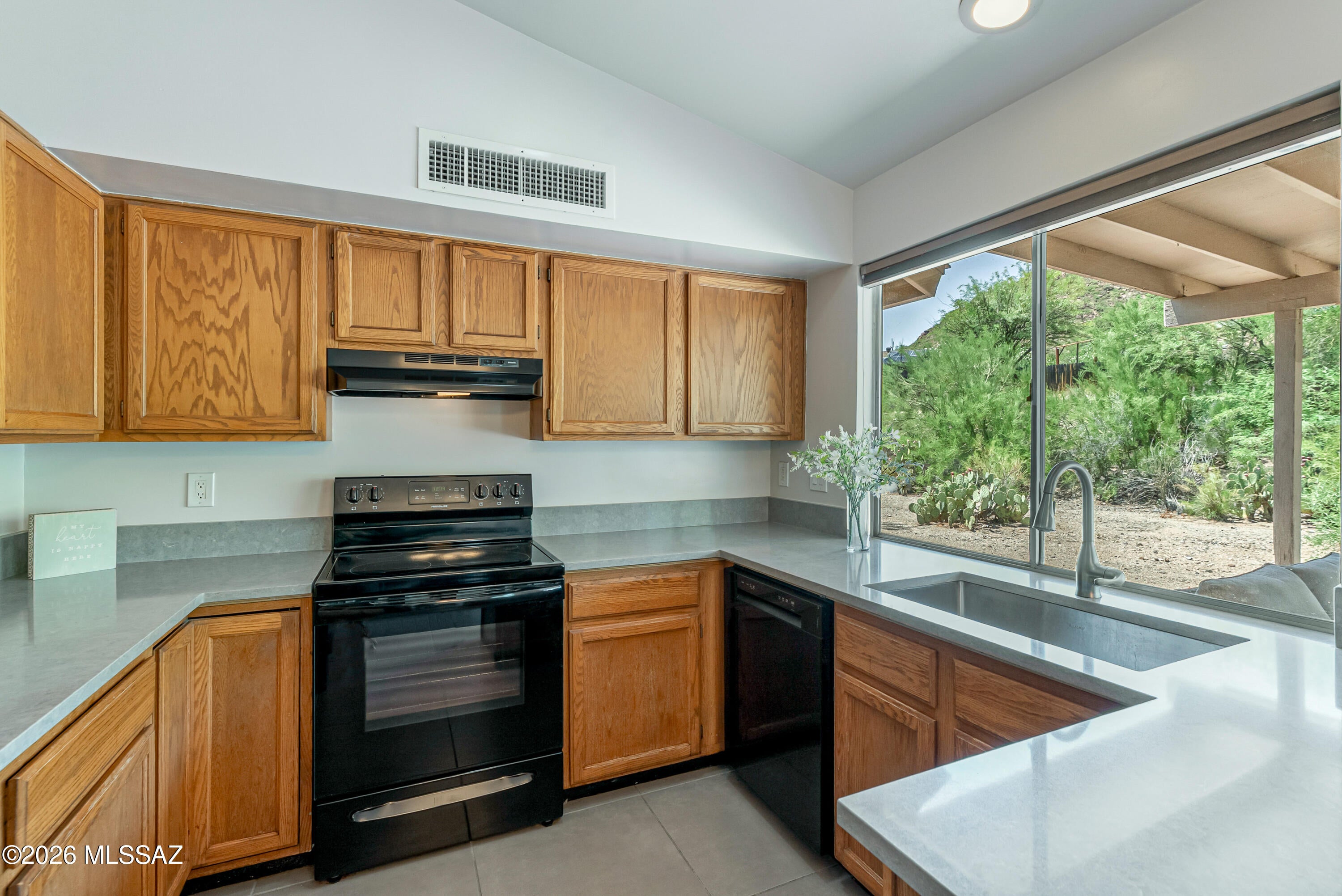 Tucson Park West NO. 4 (1-101) - Residential