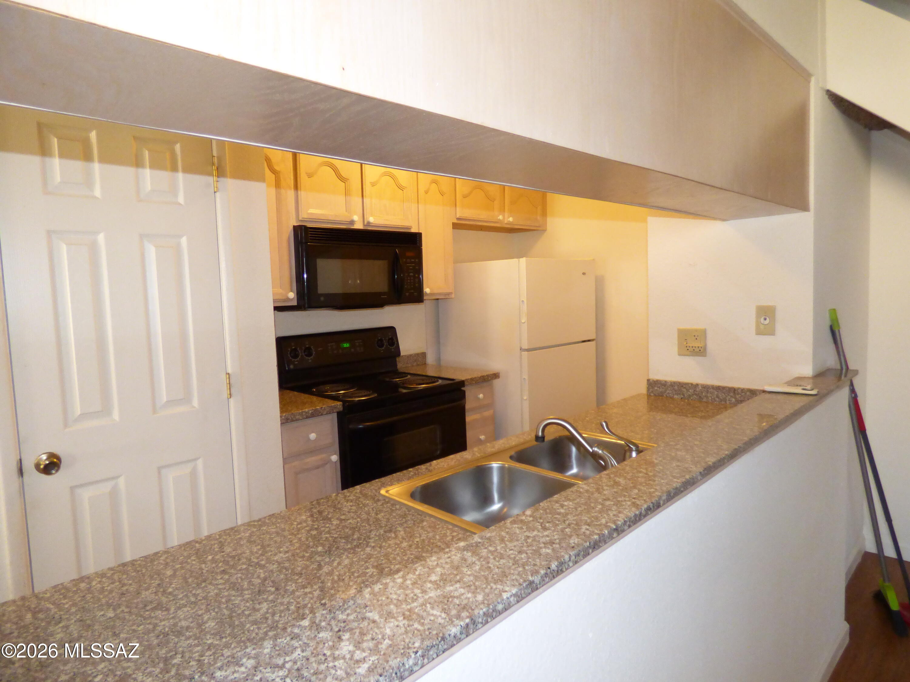 Monte Catalina Estates (1-10) - Residential Lease